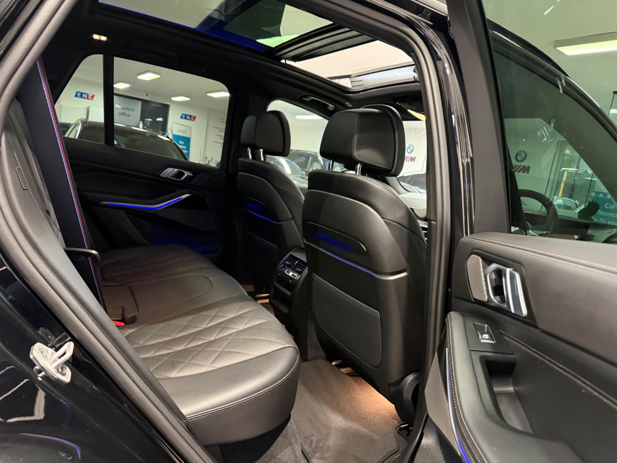 BMW X5 view 50