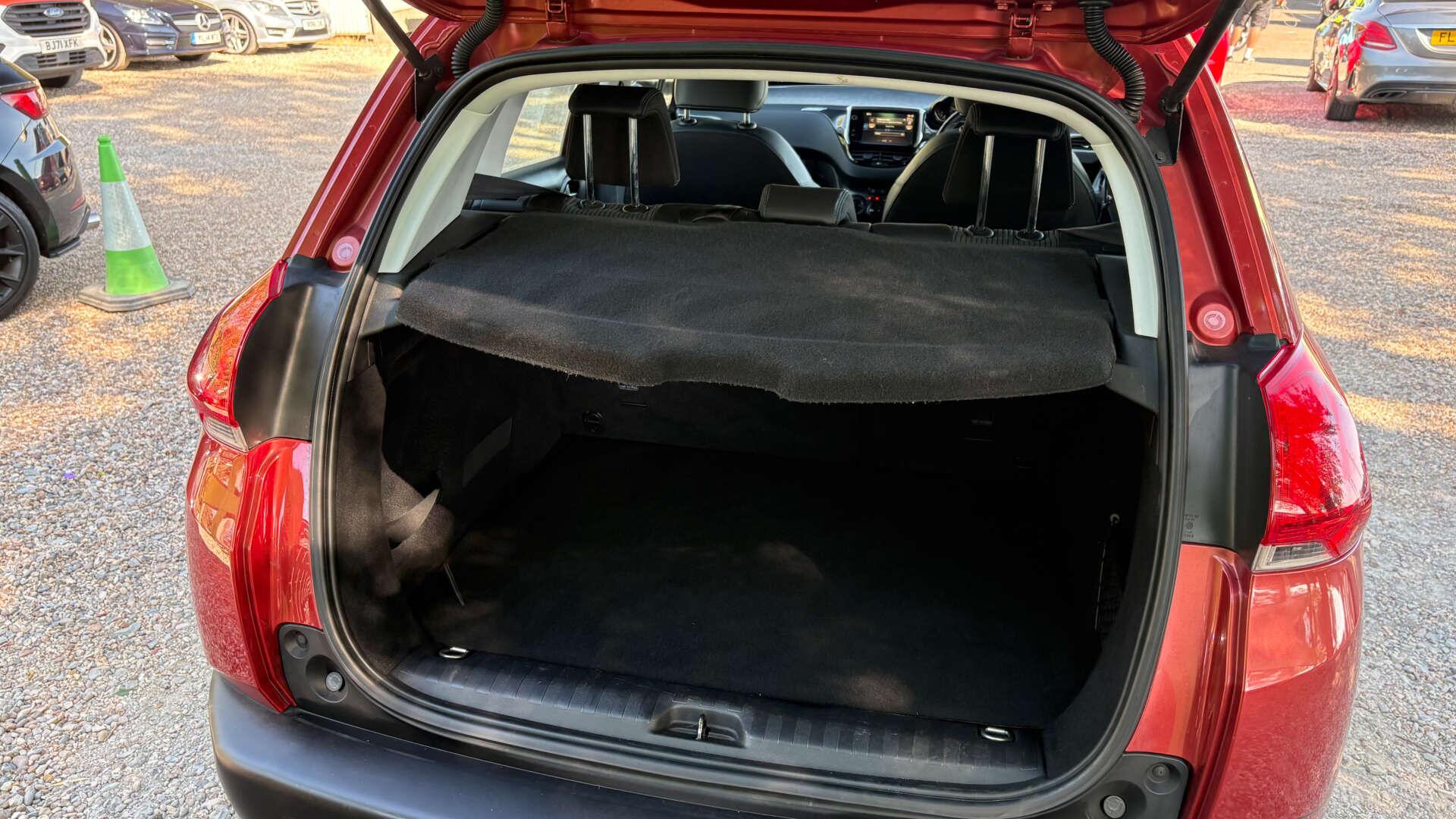 Peugeot 2008 view 41