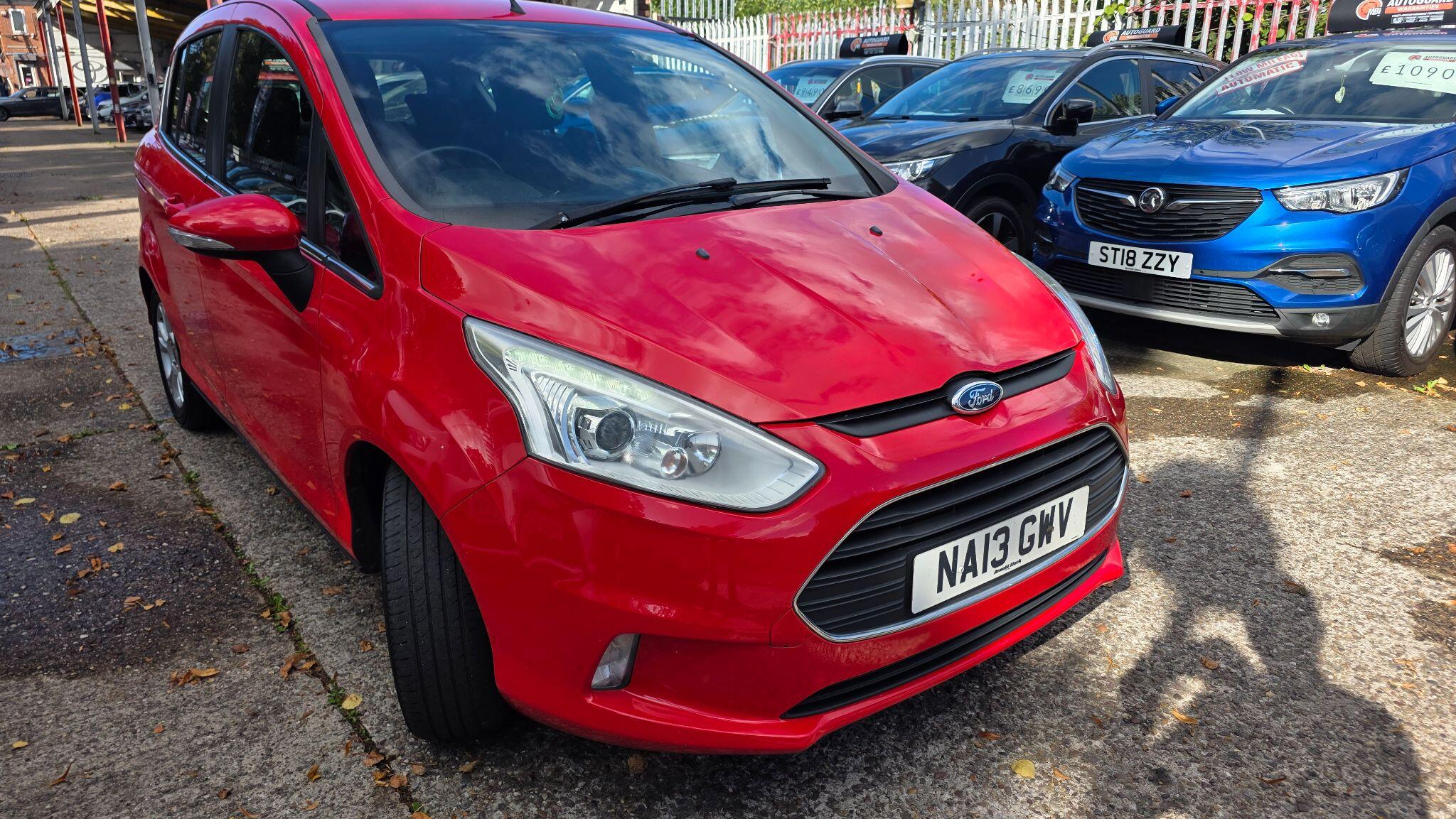 Ford B-Max view 2