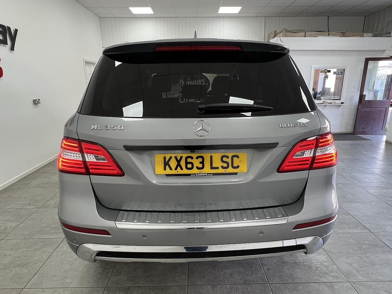 Mercedes-Benz M-Class view 4