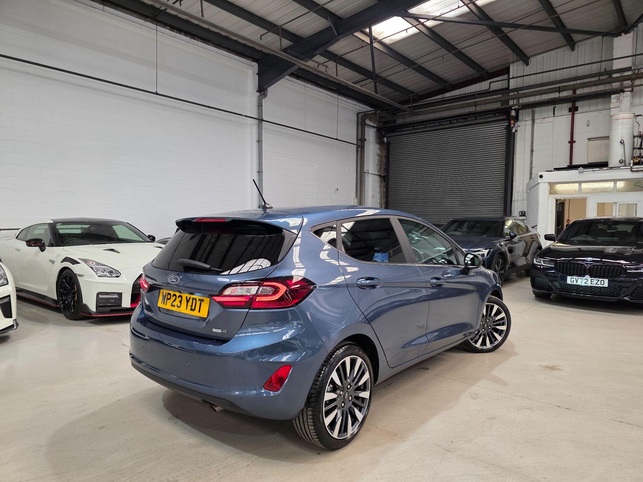 Ford Fiesta view 25