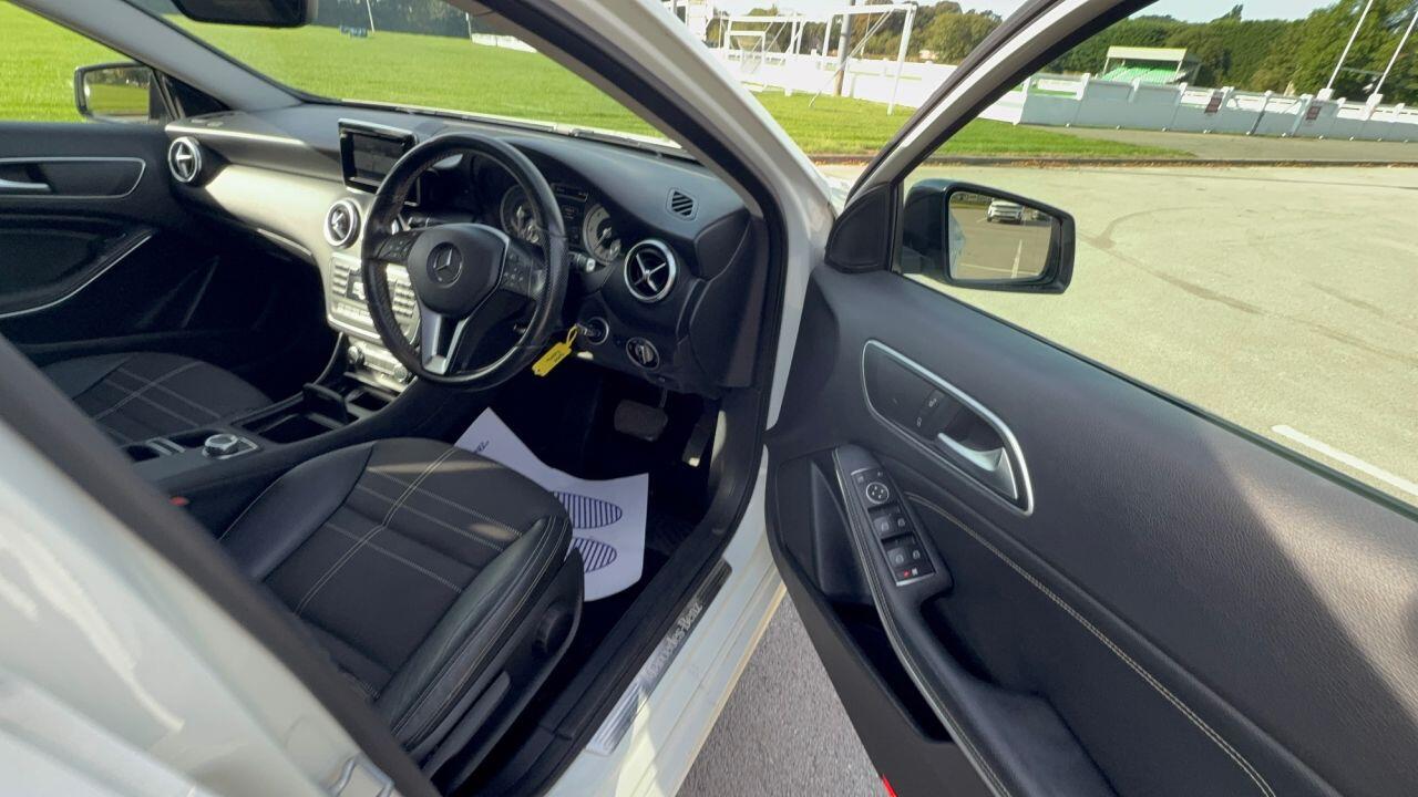 Mercedes-Benz A Class view 39