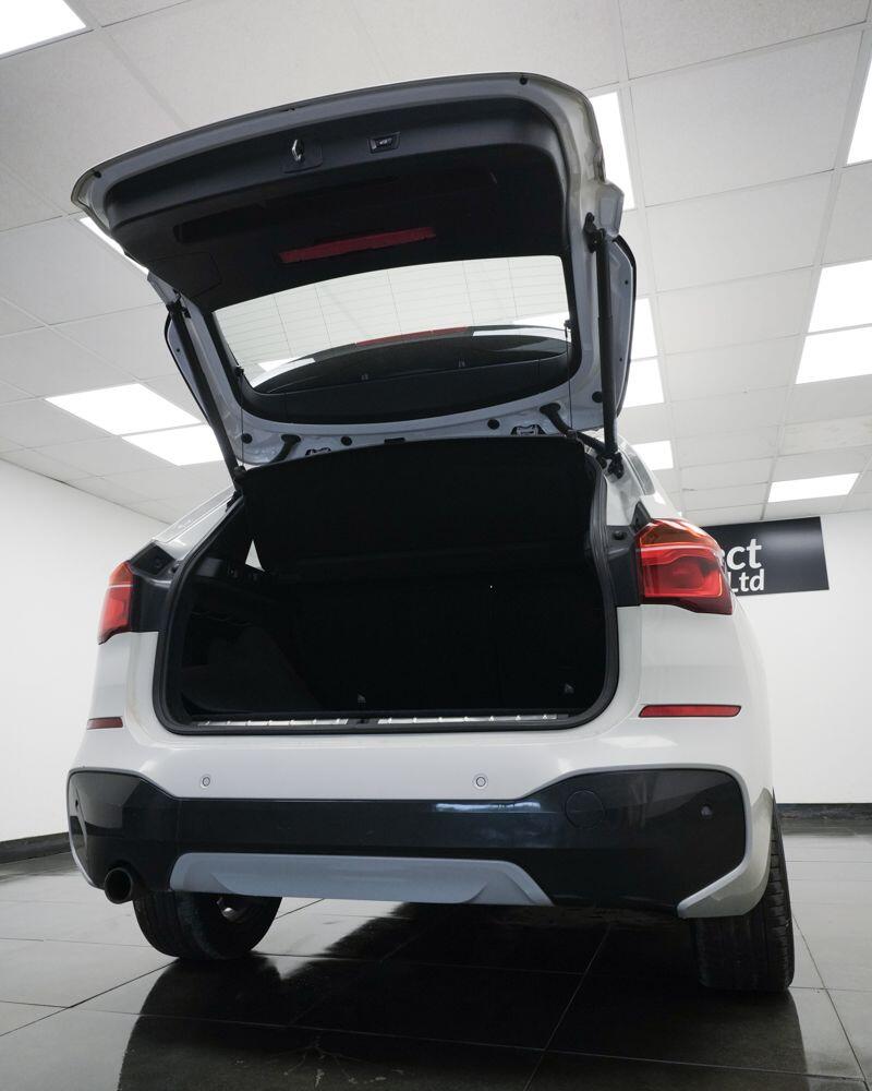 BMW X1 view 9