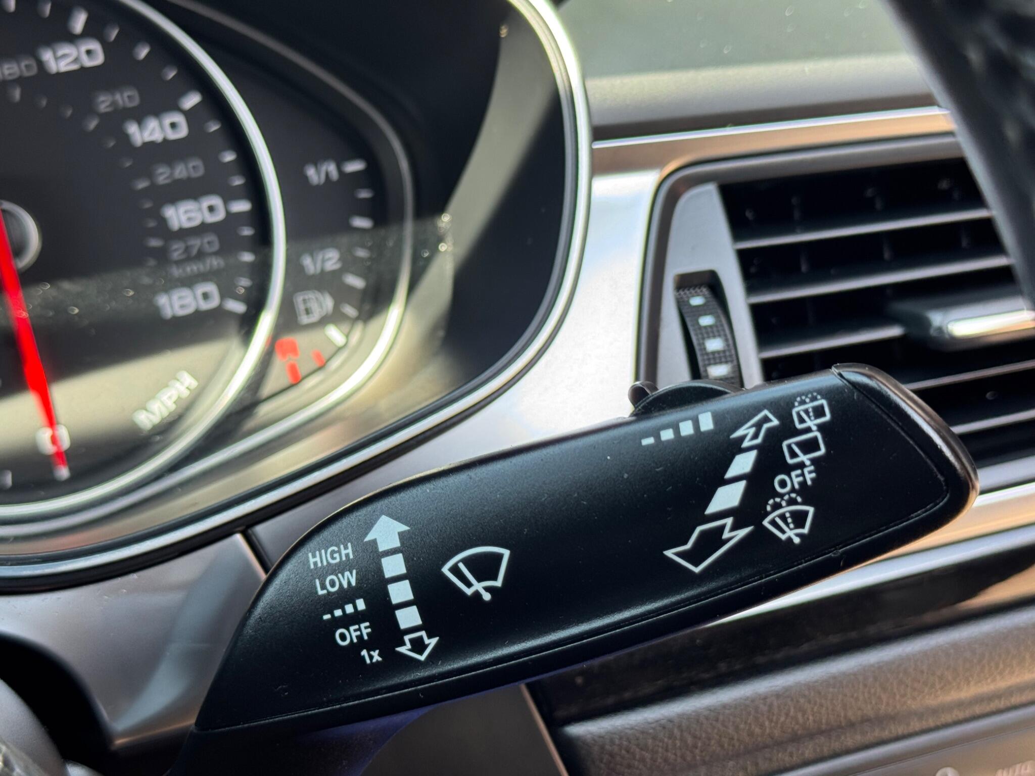Audi A6 Avant view 23