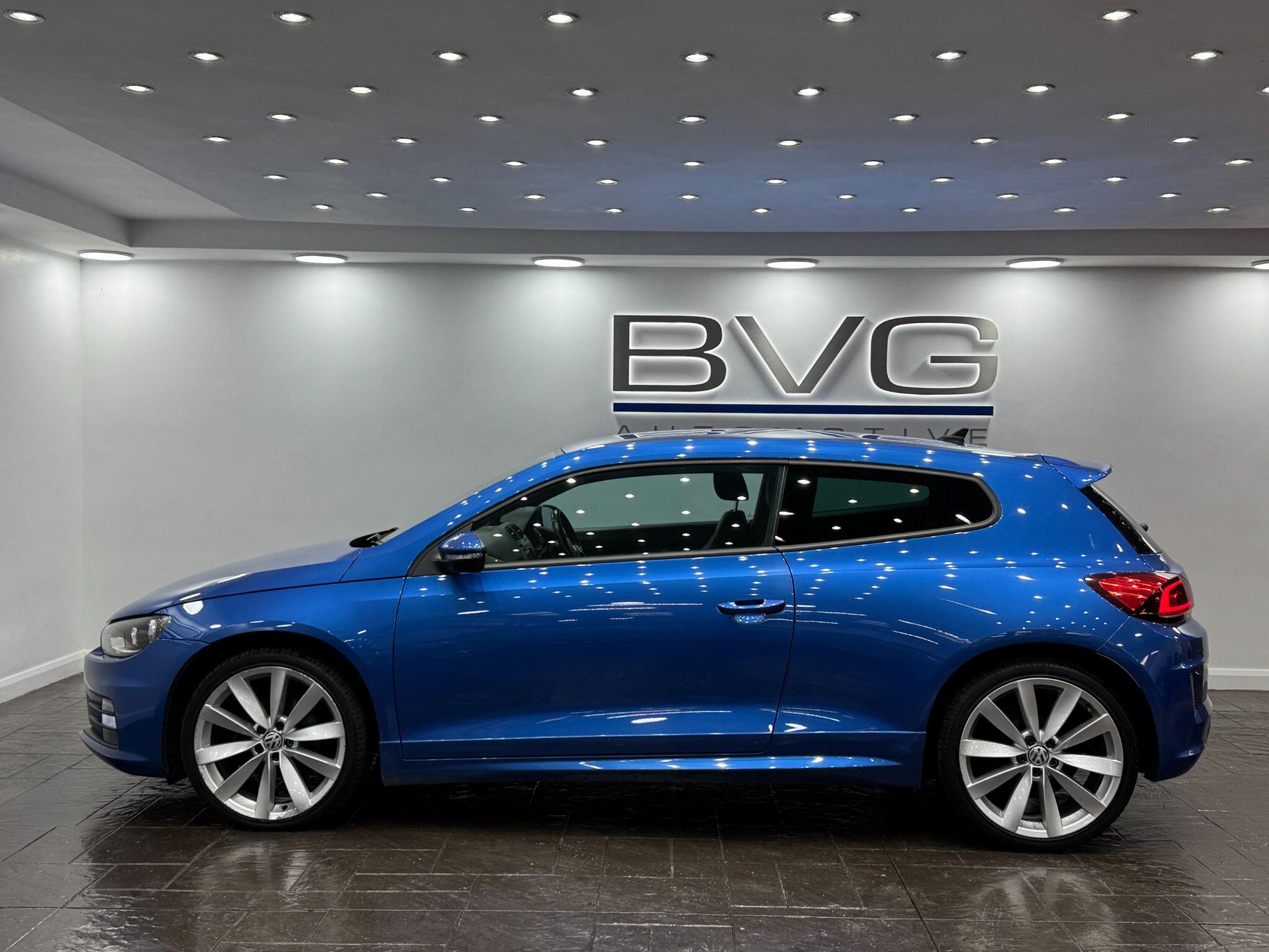 Volkswagen Scirocco view 8