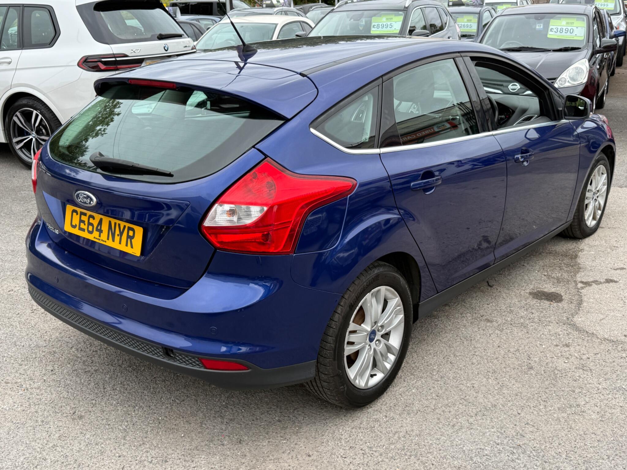 Ford Focus - Image 18