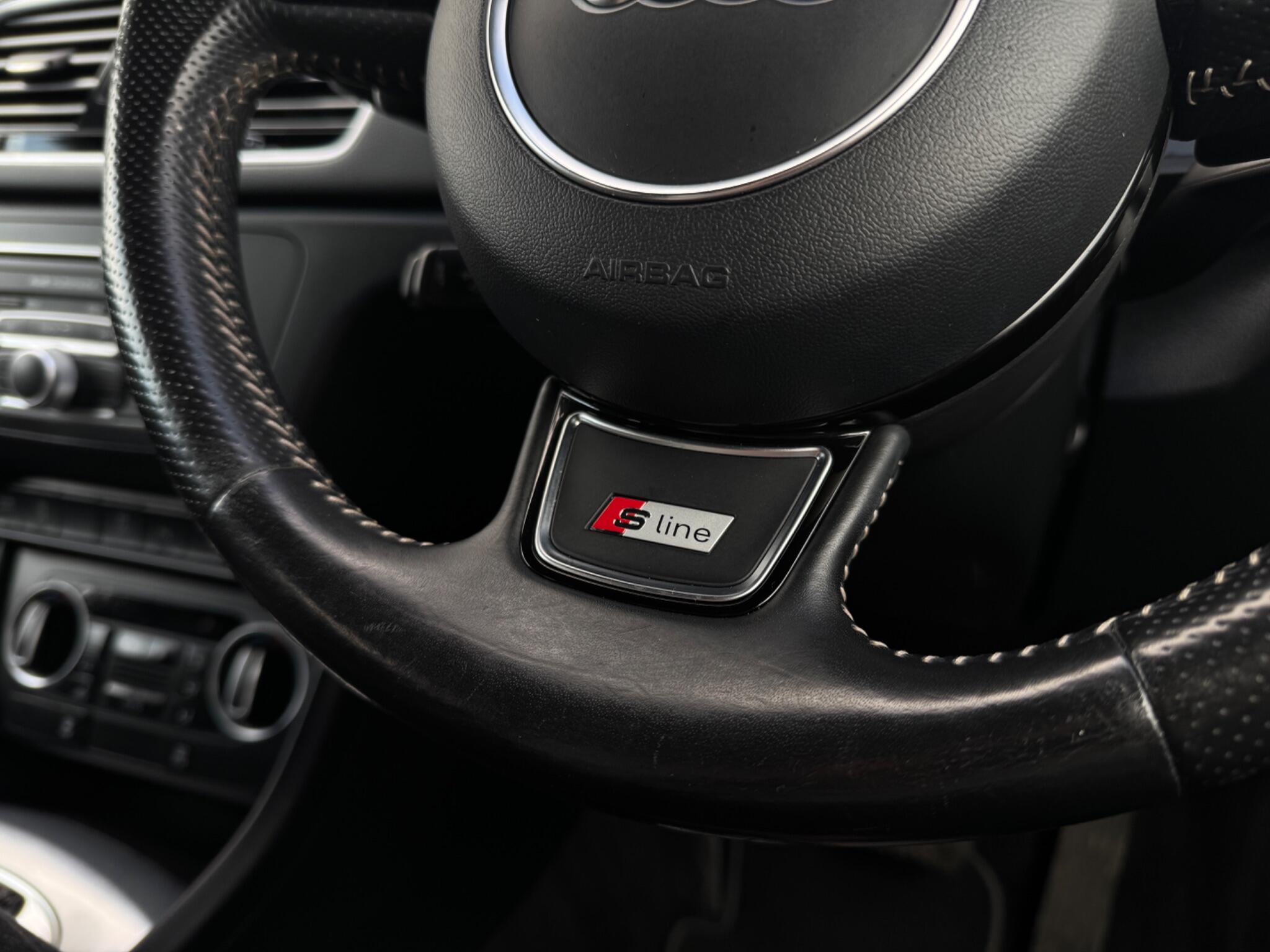 Audi Q3 view 55