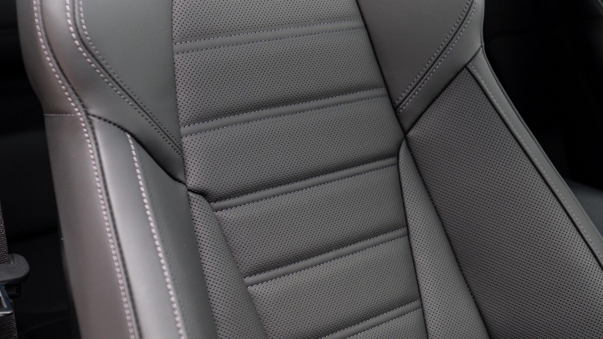 Porsche 911 view 56