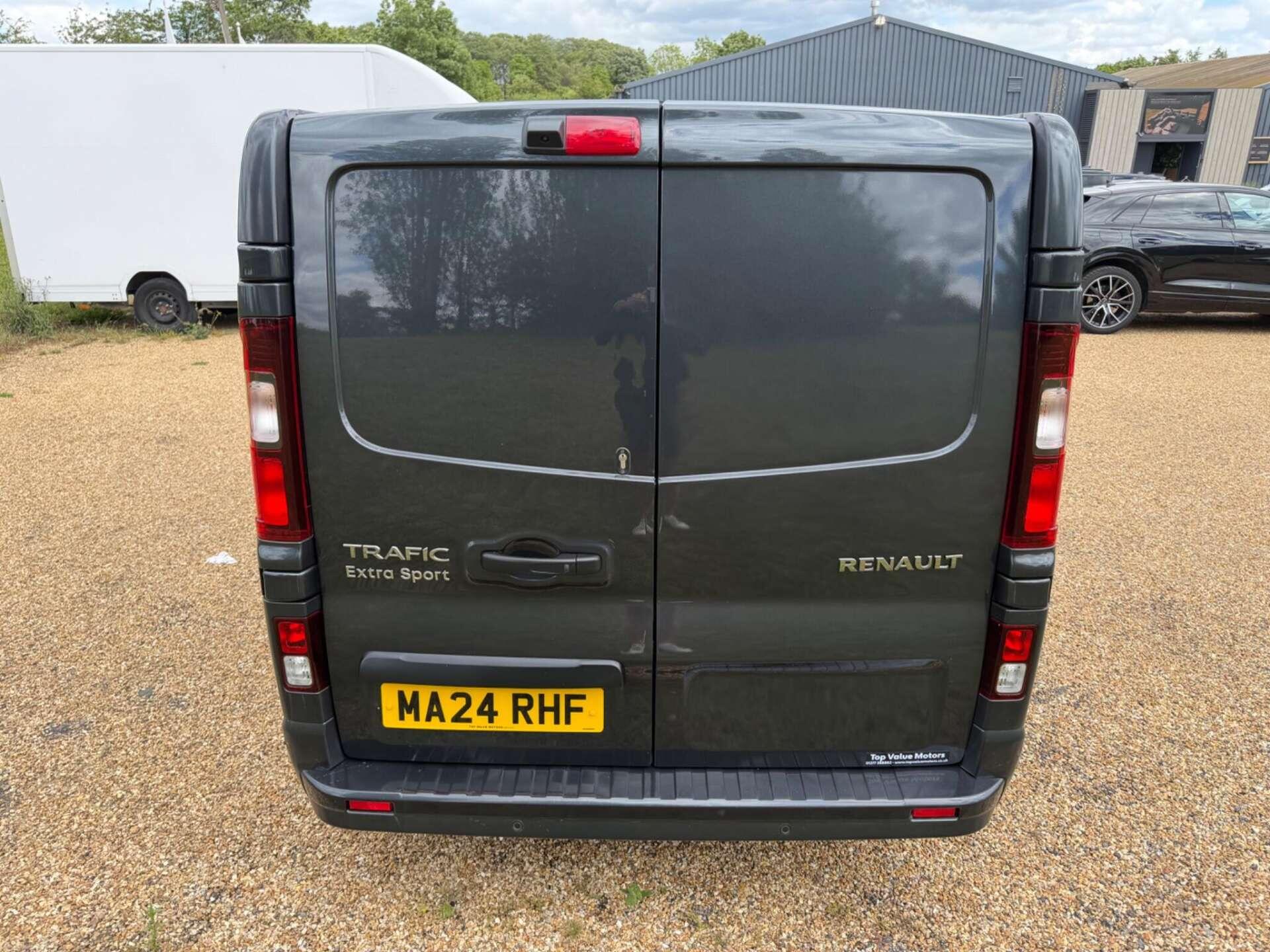 Renault Trafic view 5