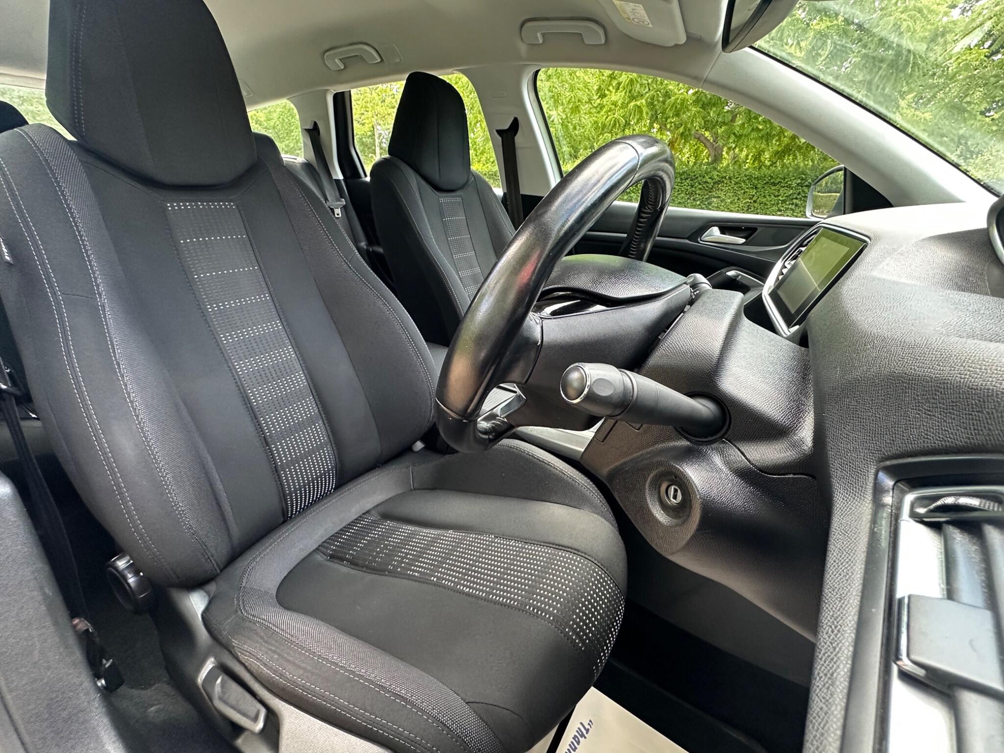 Peugeot 308 view 30