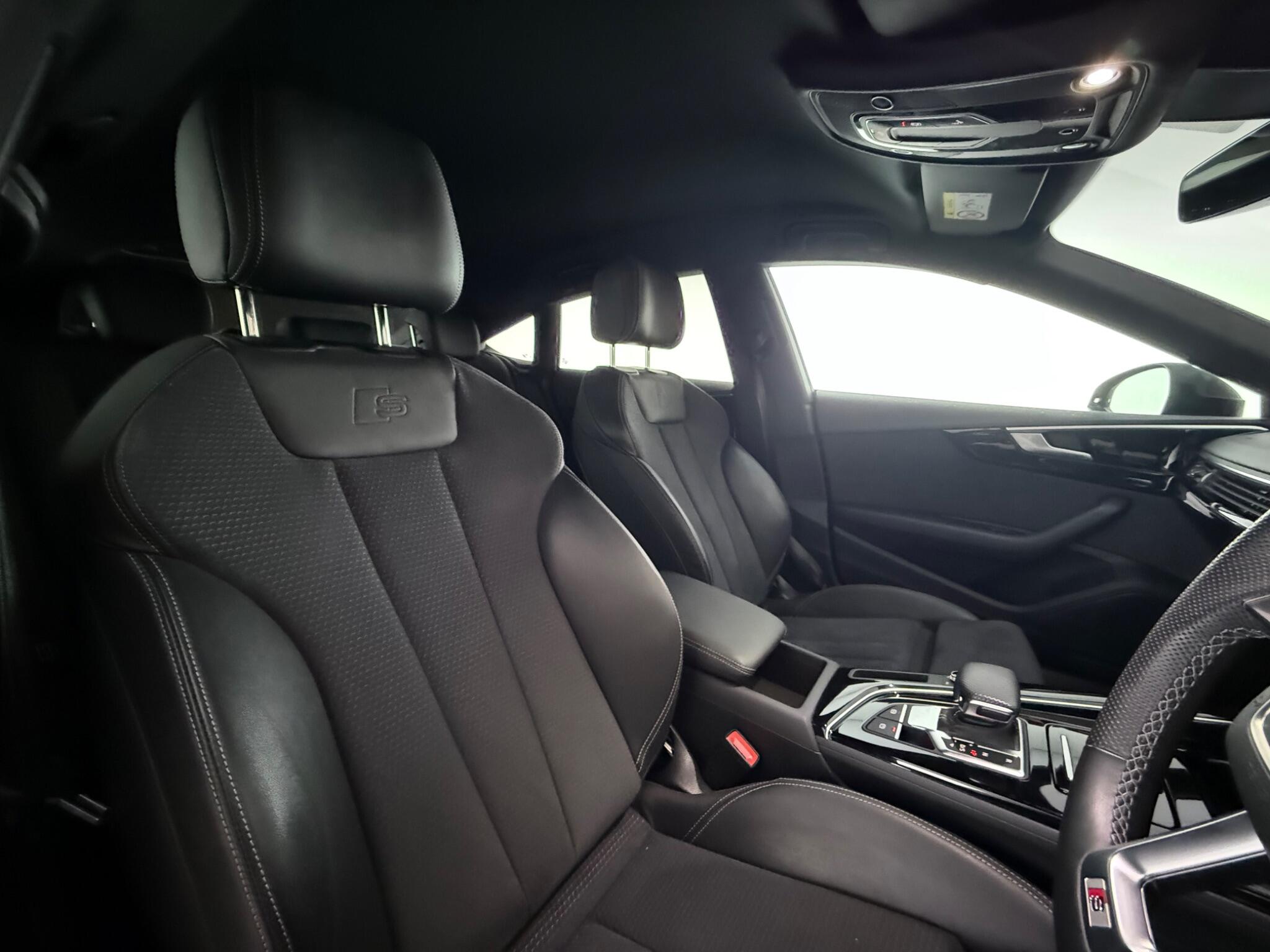 Audi A5 view 29
