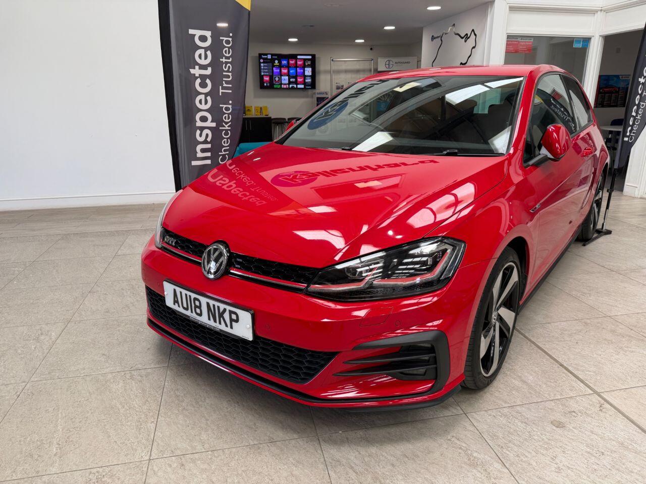 Volkswagen Golf view 5