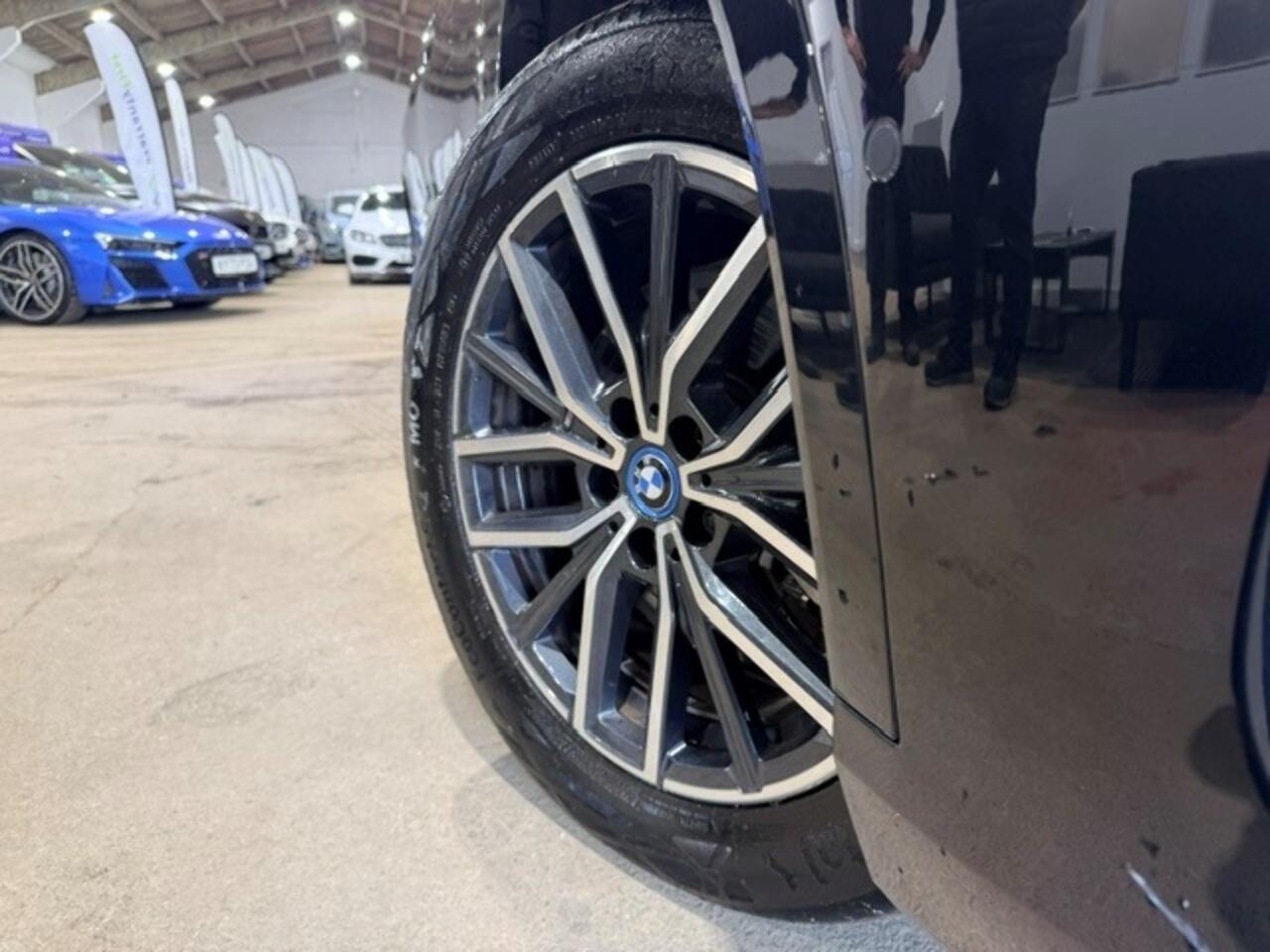 BMW X1 view 9
