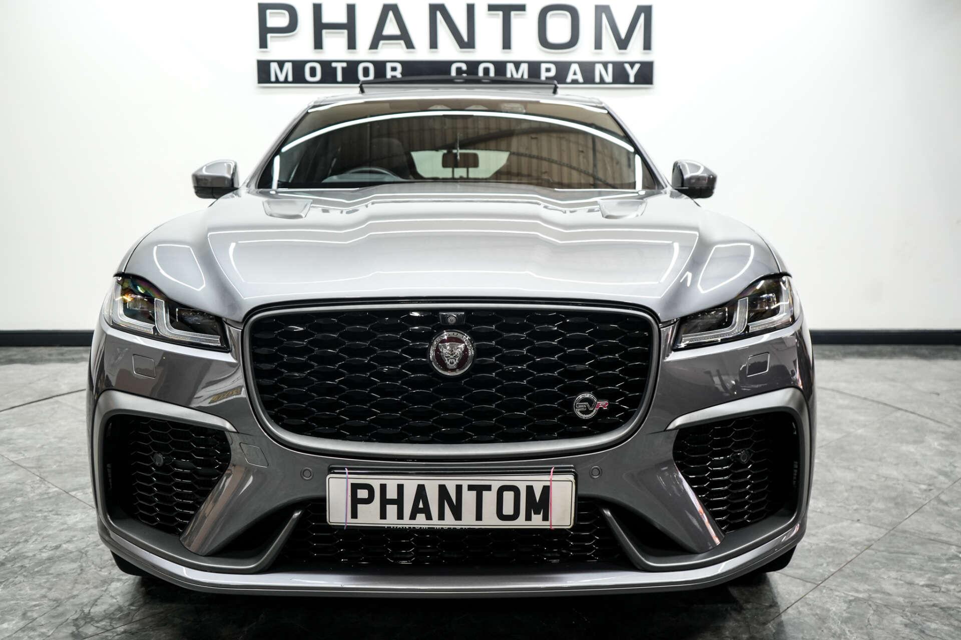 Jaguar F-Pace view 7