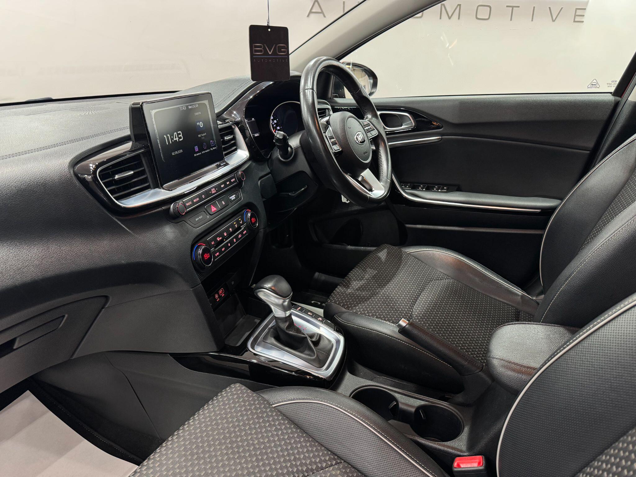 Kia Ceed view 42