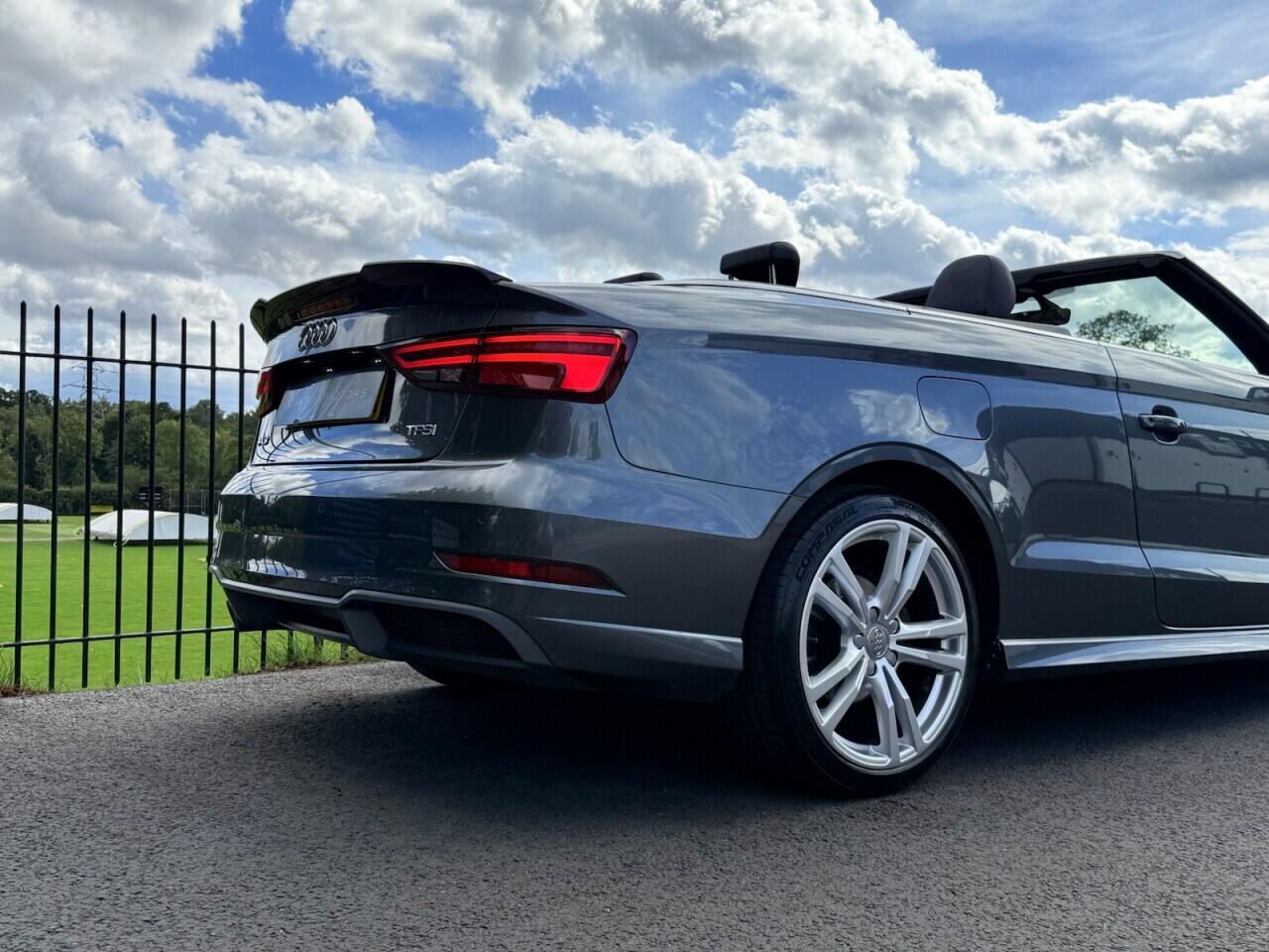 Audi A3 Cabriolet view 11