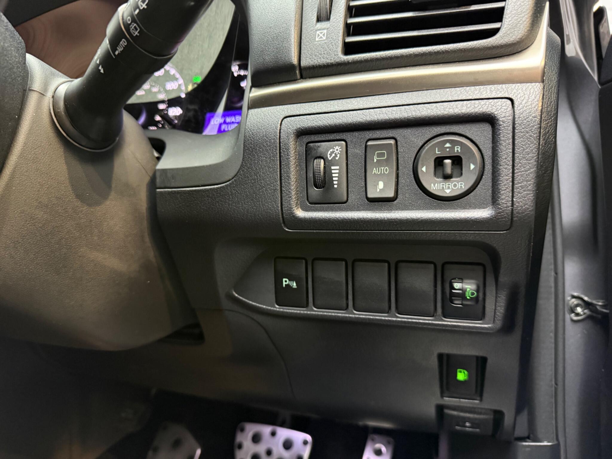 Lexus CT view 22