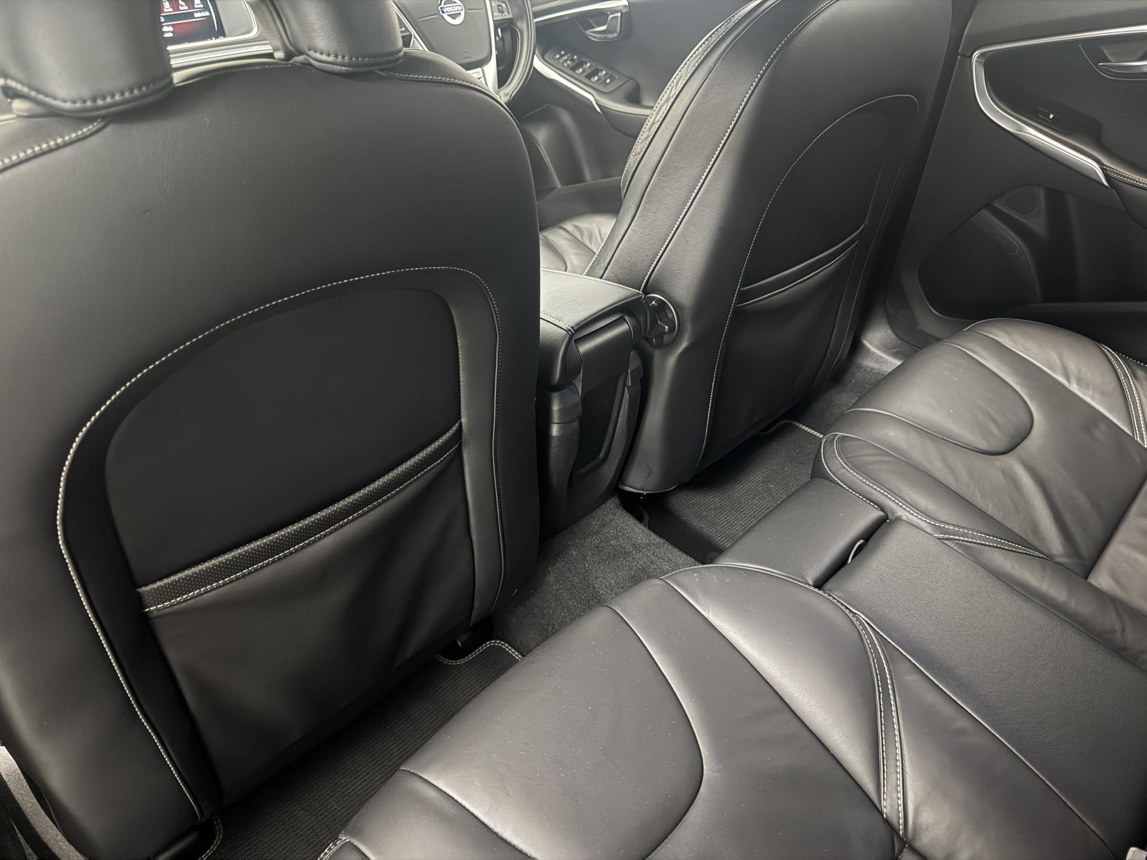 Volvo V40 view 63