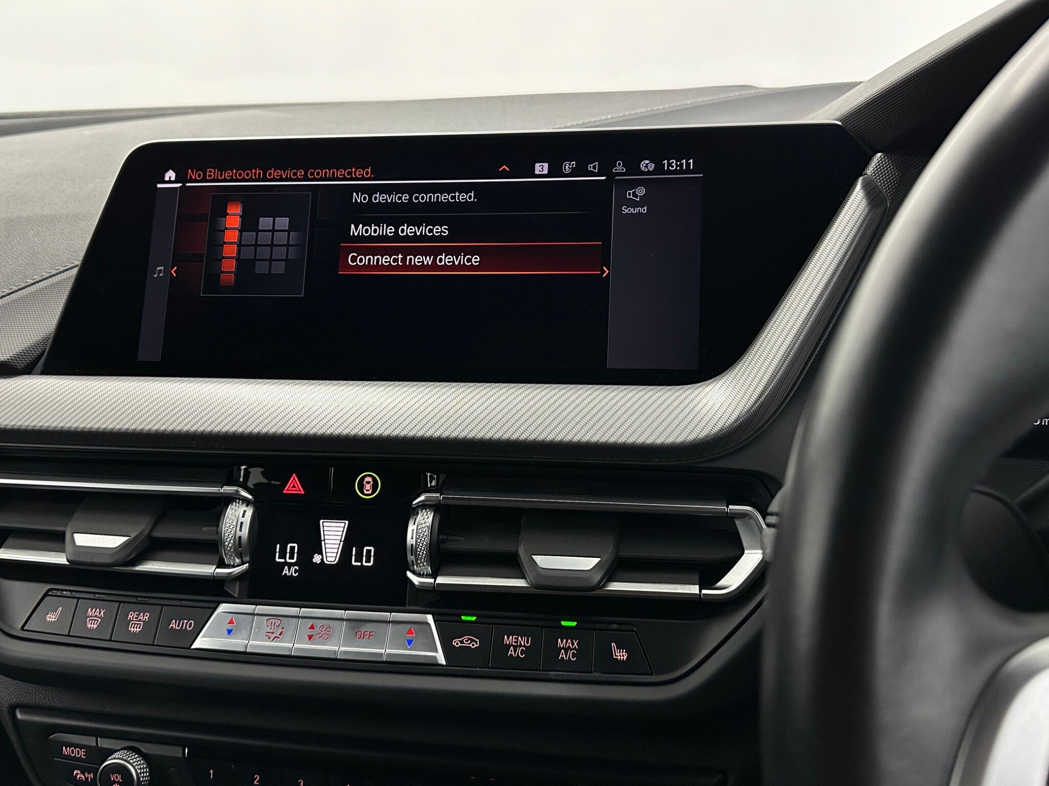 BMW 1 Series view 26