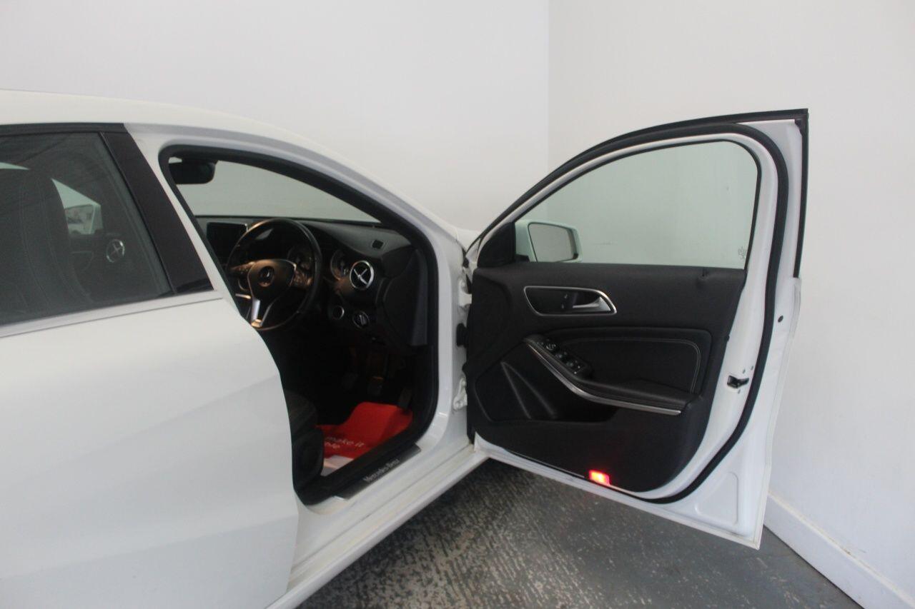 Mercedes-Benz A-Class view 22