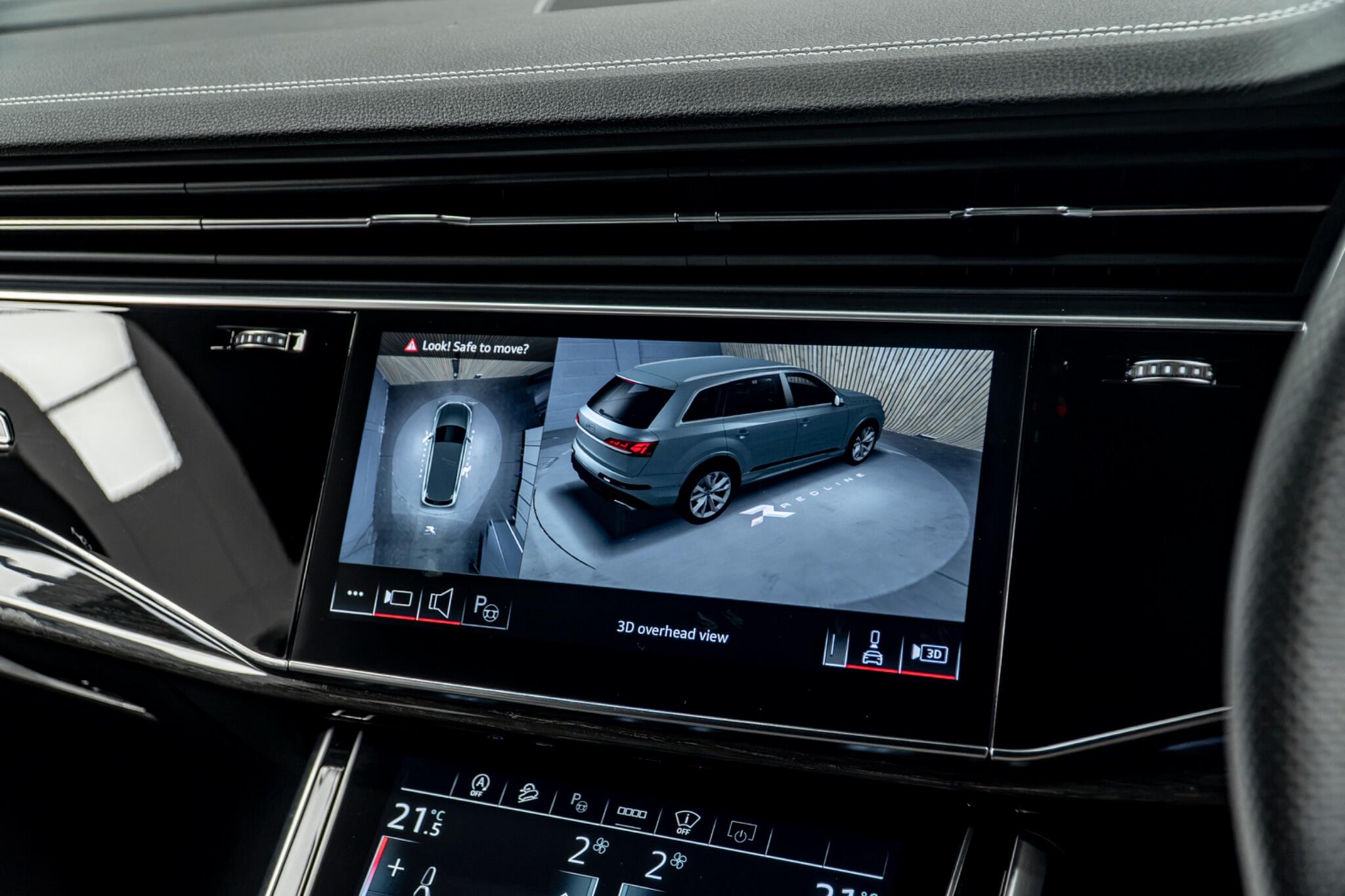 Audi SQ7 view 28