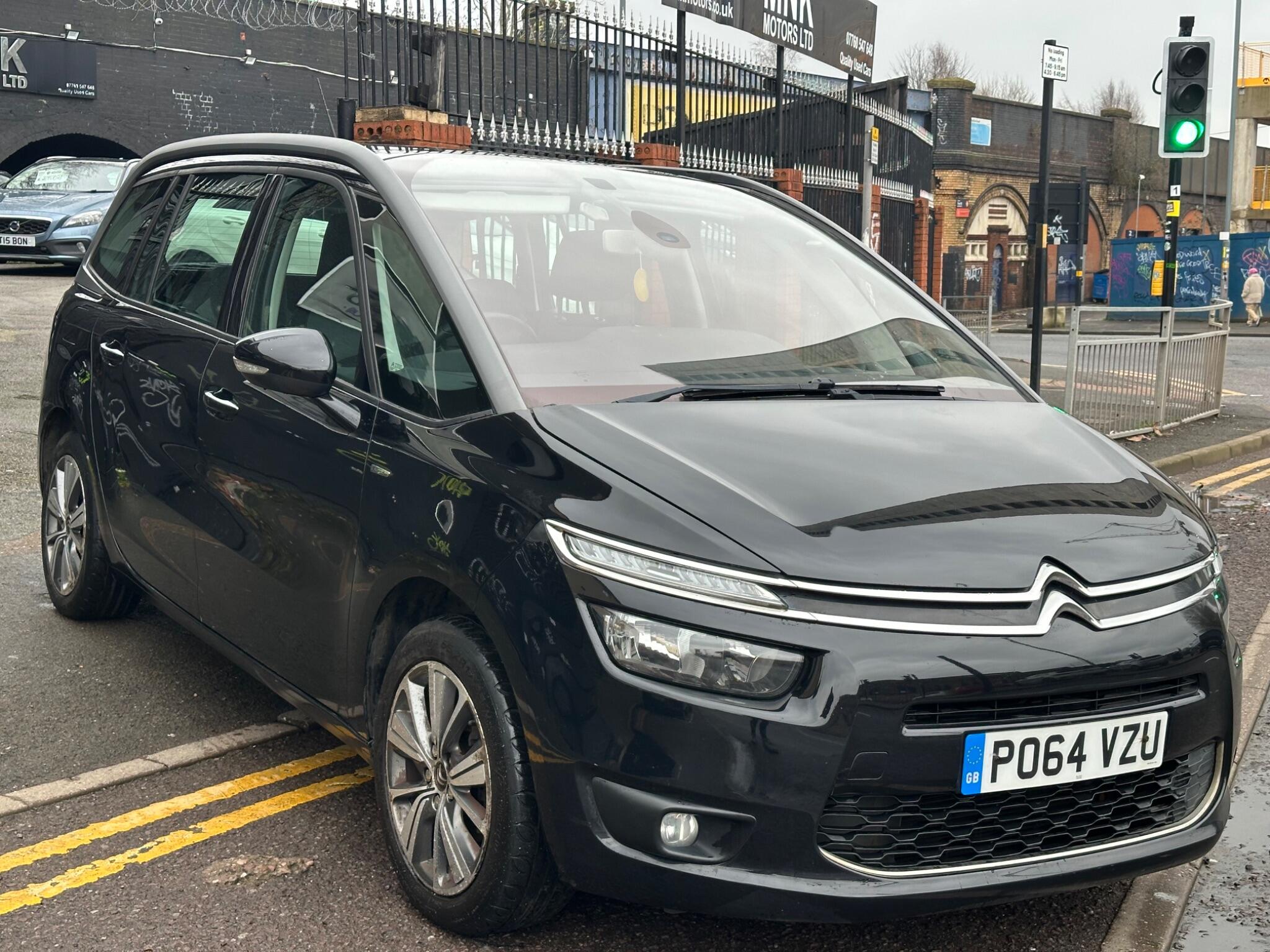 Citroen Grand C4 Picasso view 3