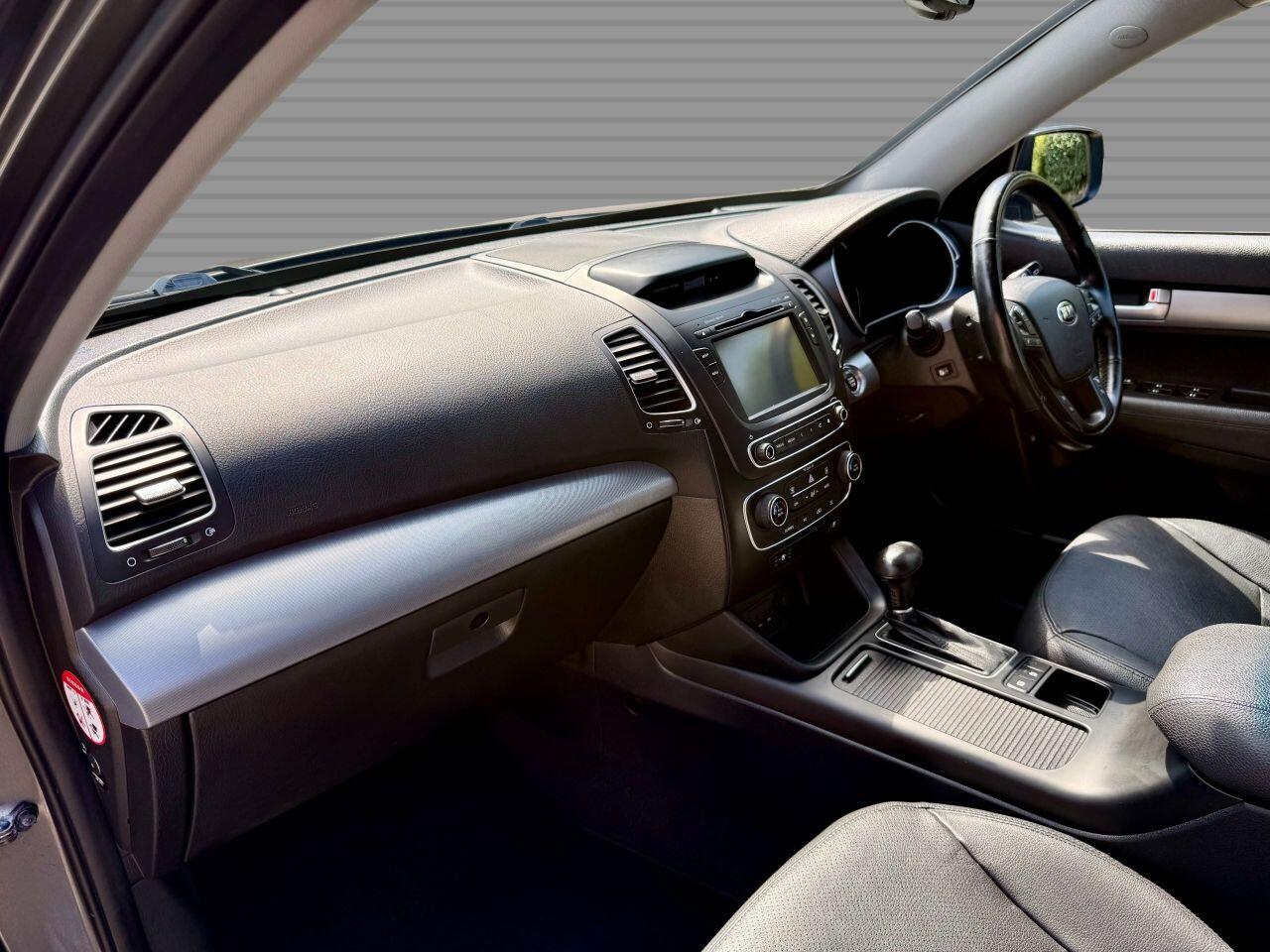Kia Sorento view 28