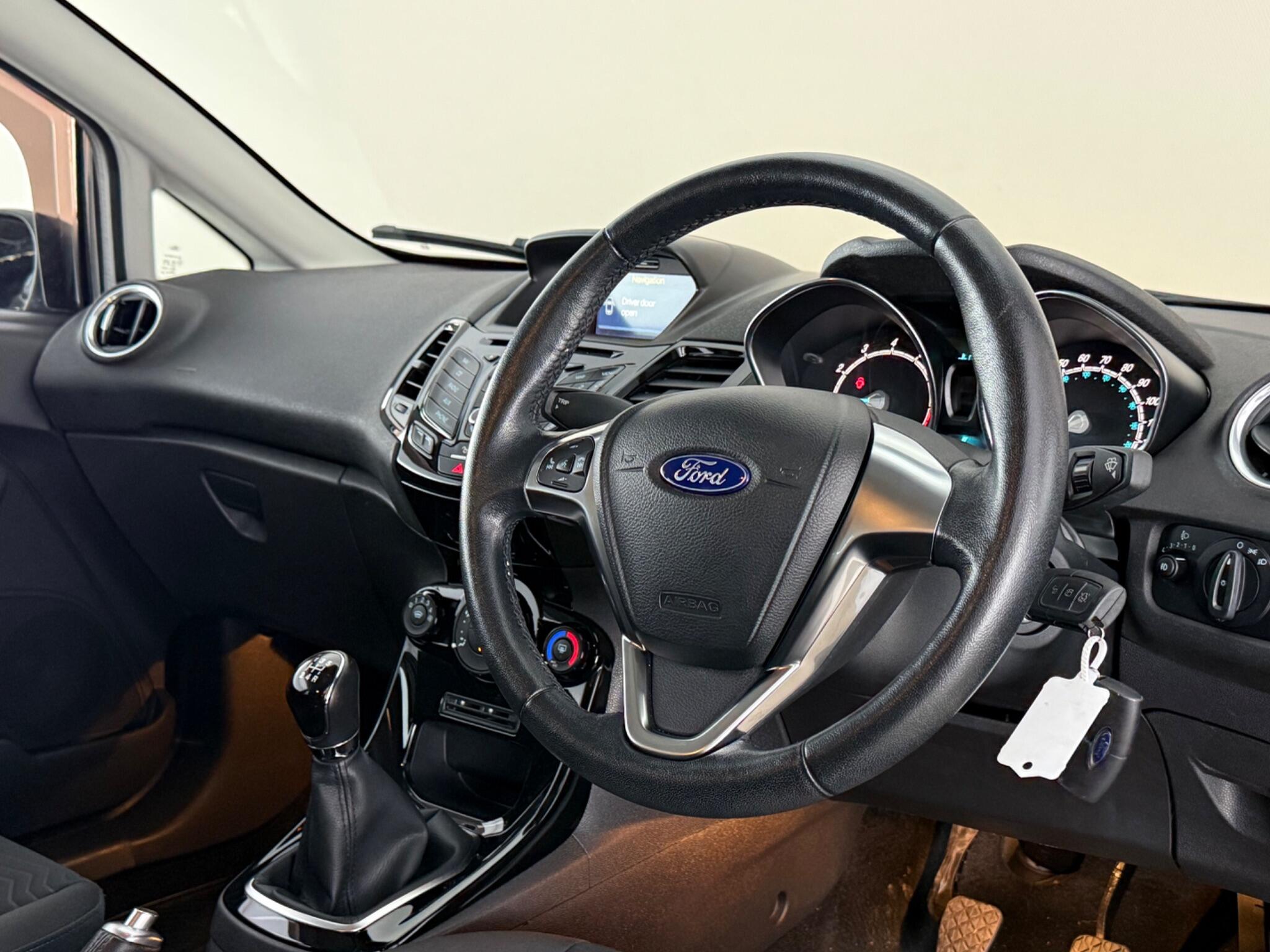 Ford Fiesta view 3