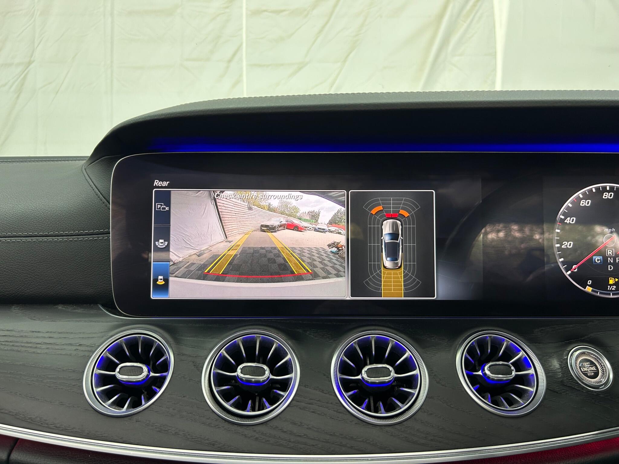 Mercedes-Benz E-Class view 37