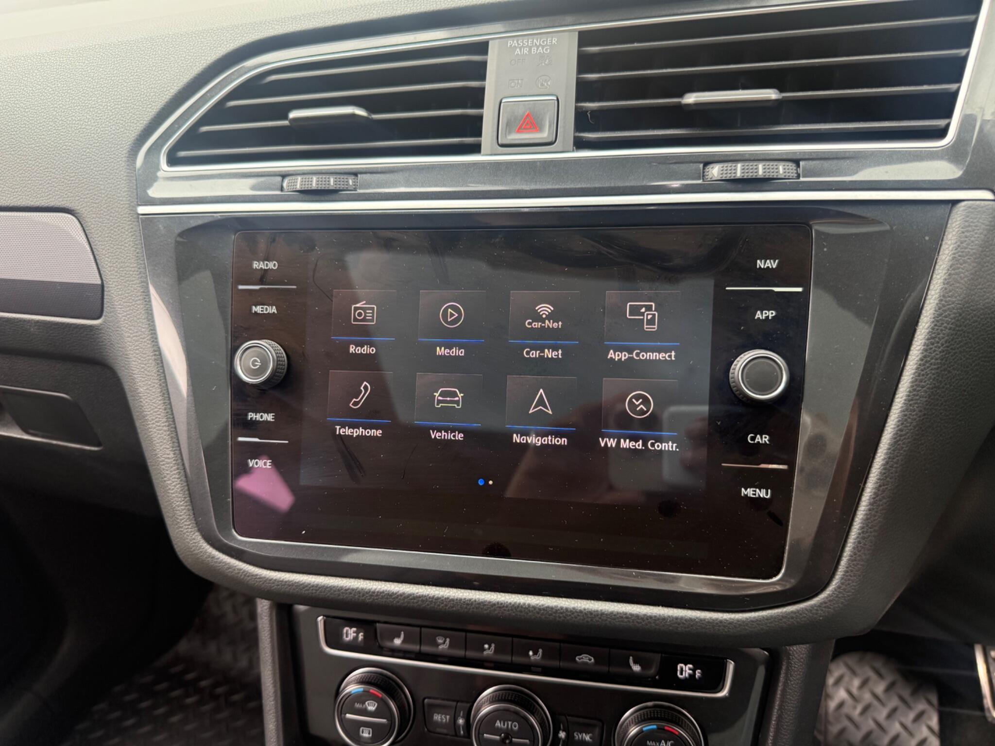 Volkswagen Tiguan view 33
