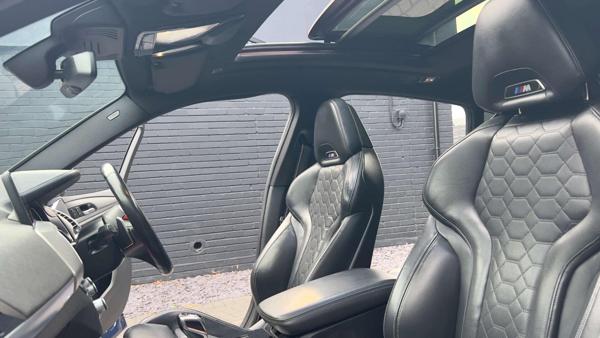 BMW X4 M view 27