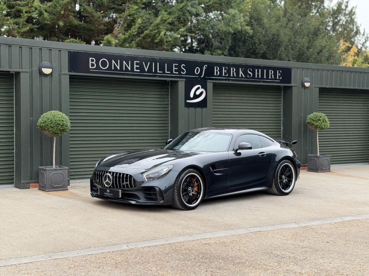 Mercedes-Benz Amg GT view 4