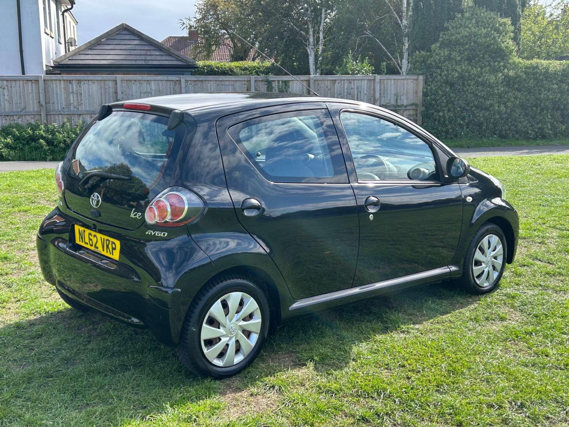 Toyota Aygo view 5