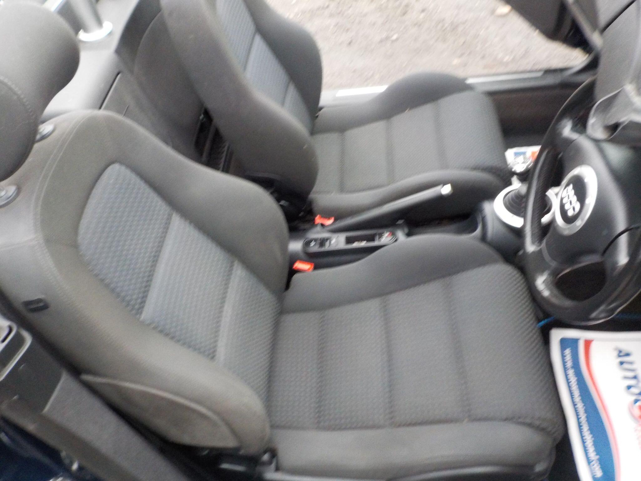 Audi TT 1.8T Roadster 2dr