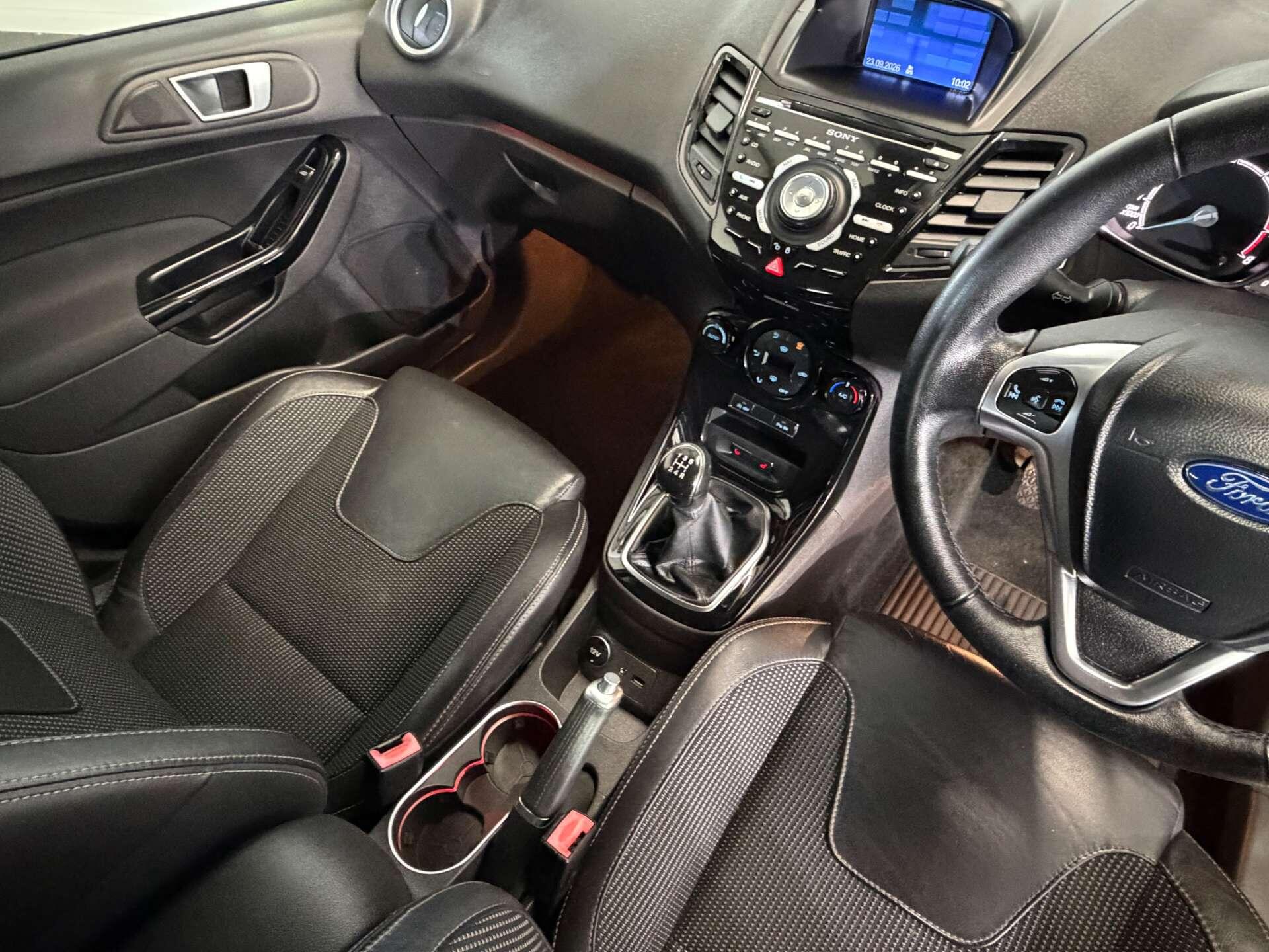 Ford Fiesta view 16