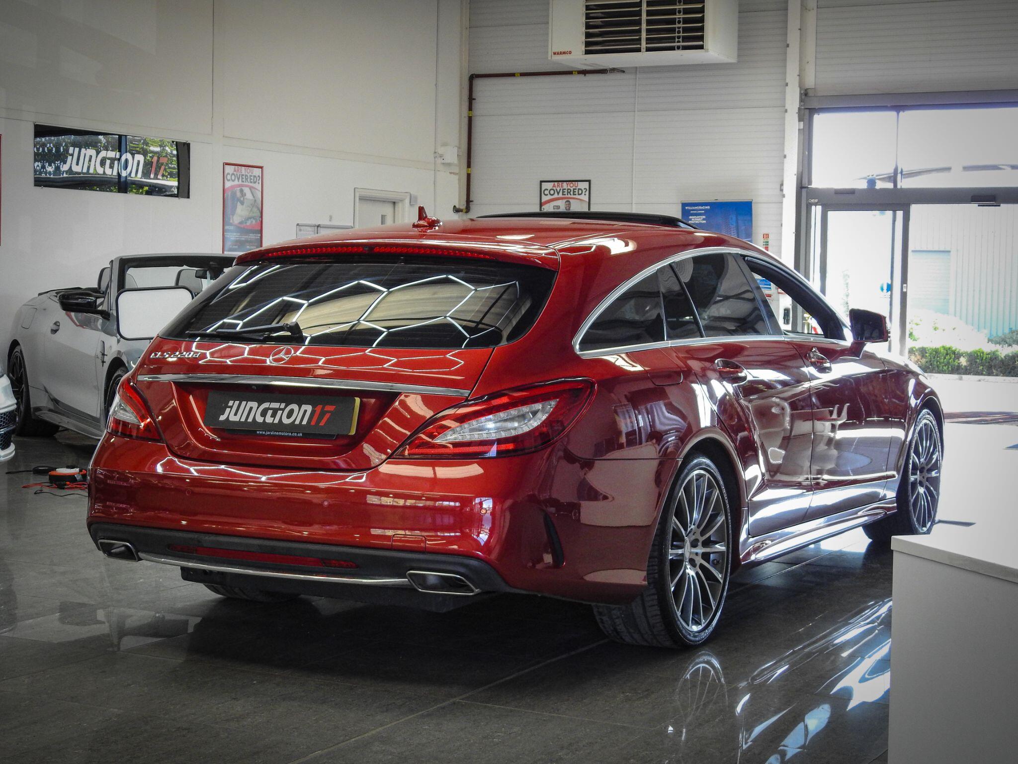 Mercedes-Benz CLS view 15