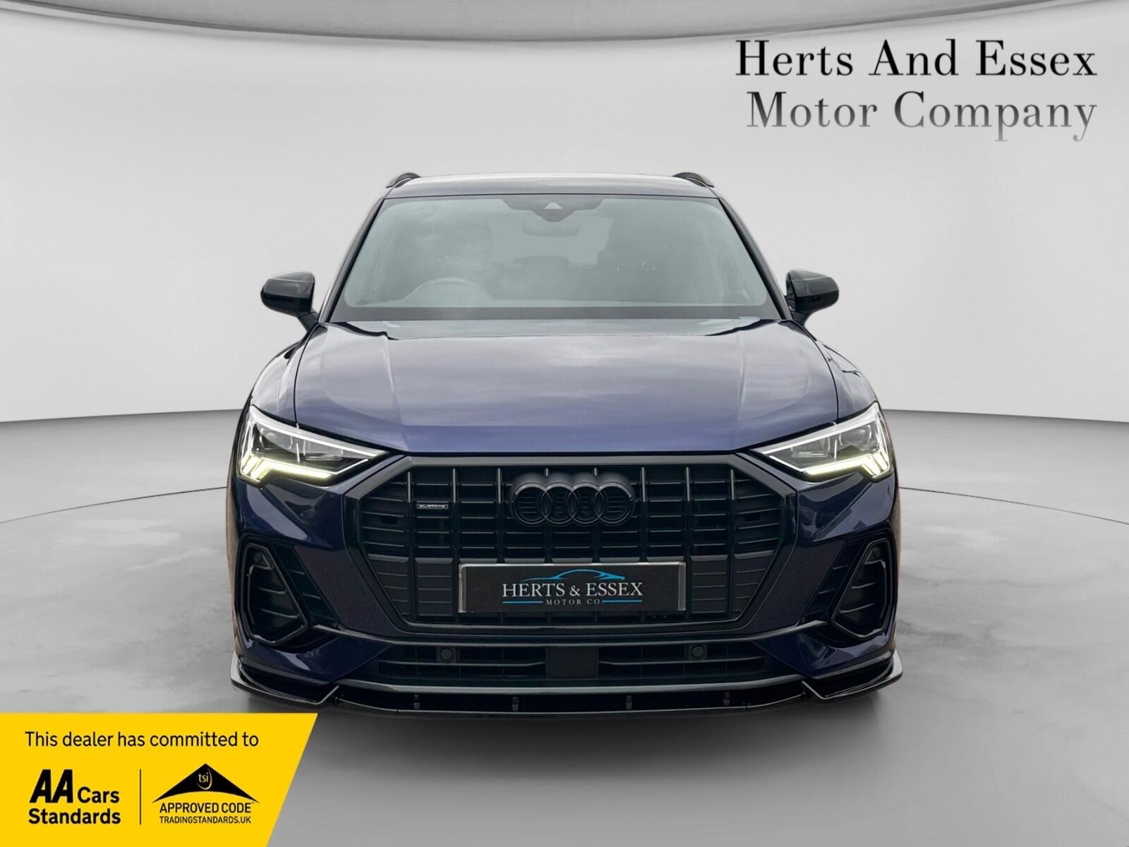 Audi Q3 view 2