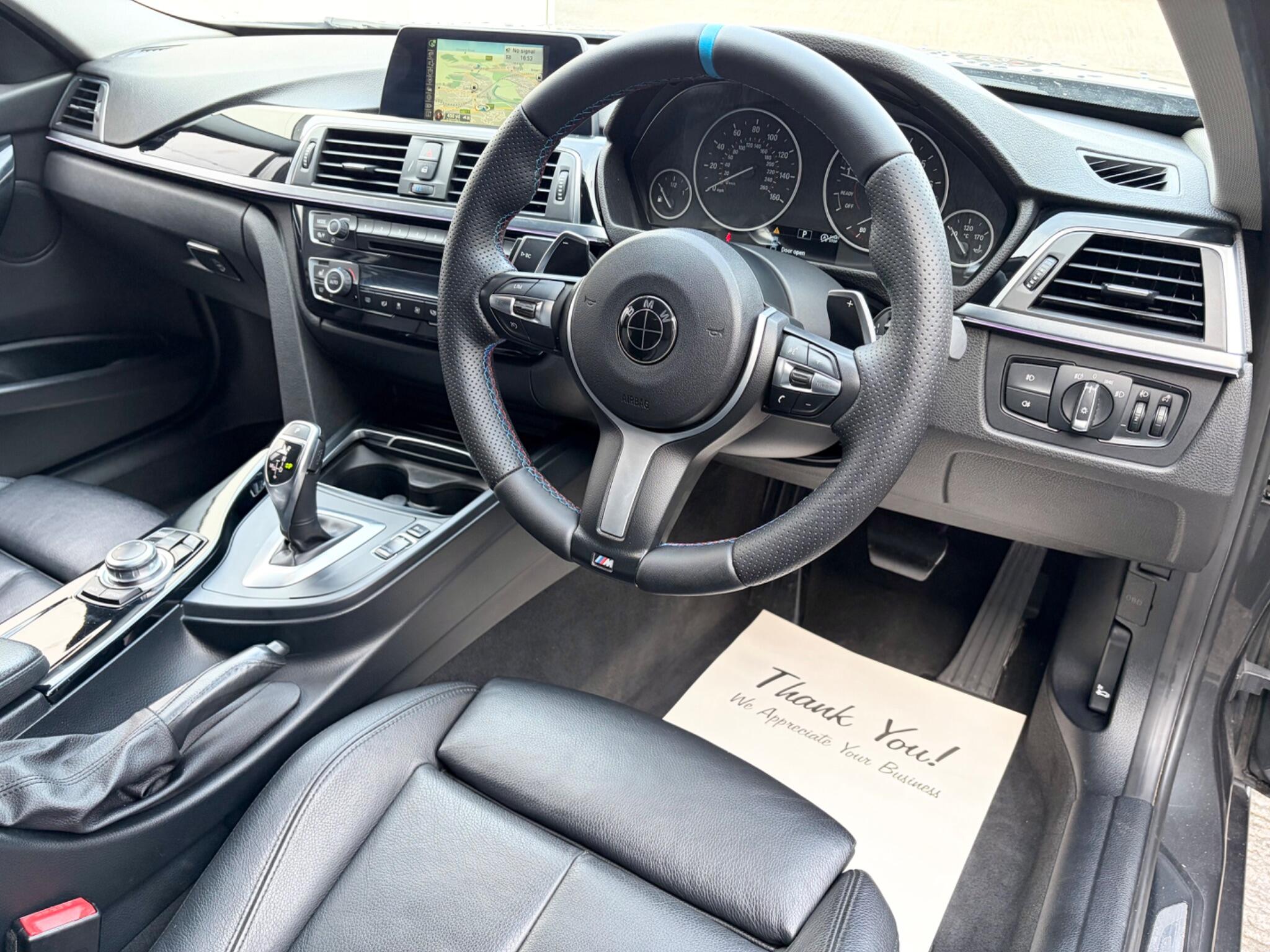BMW 3 Series view 25