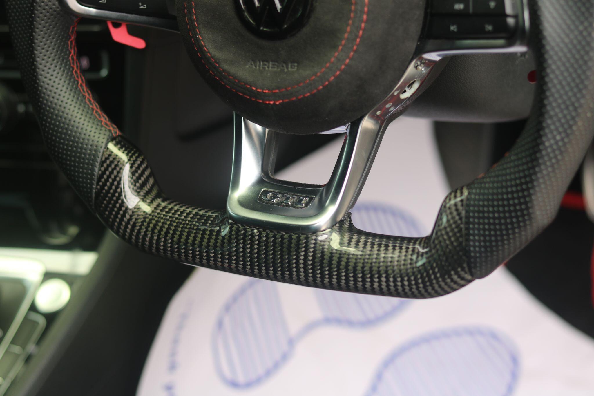 Volkswagen Golf view 12