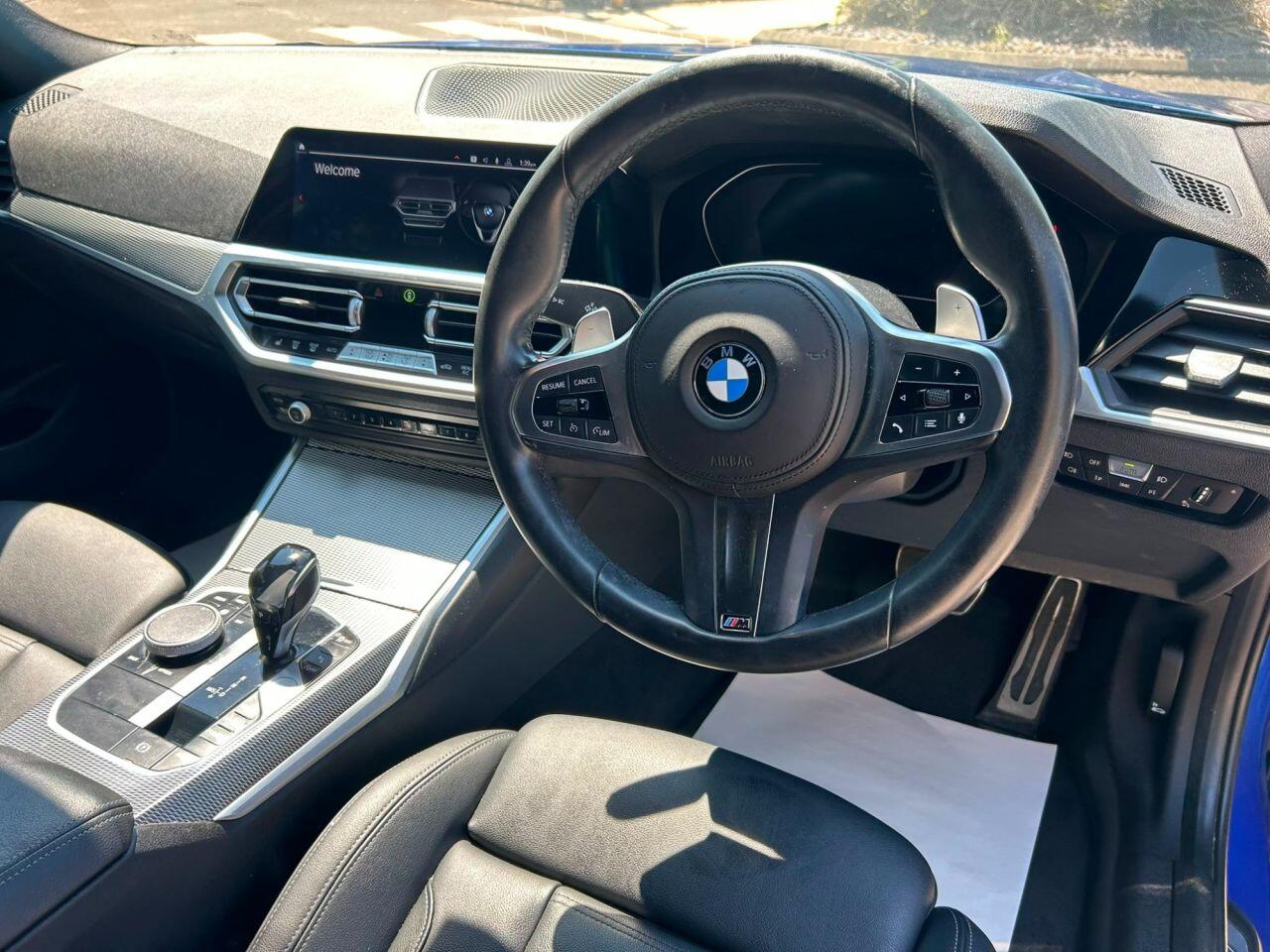 BMW 3 Series view 17