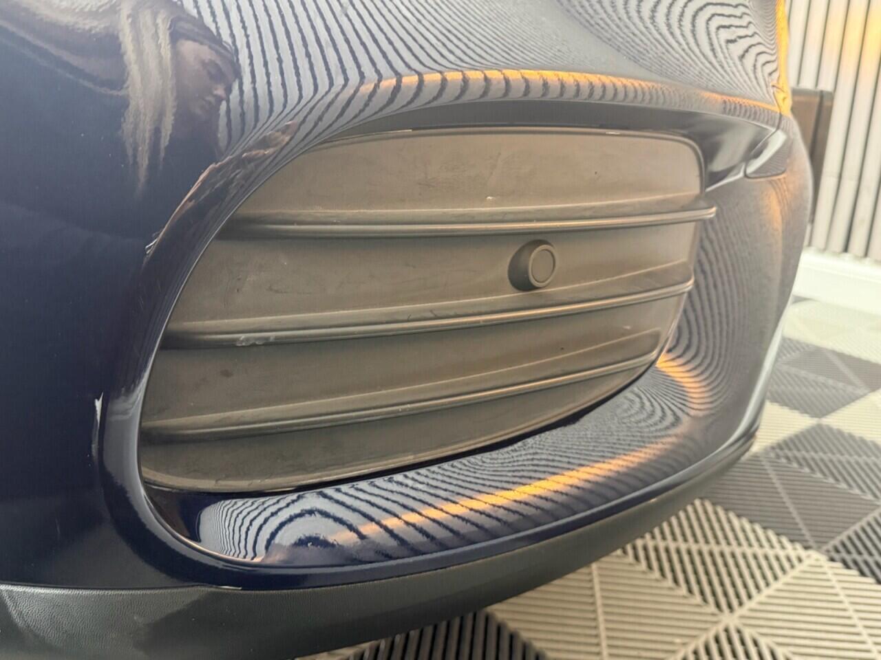 Mercedes-Benz Gla view 28