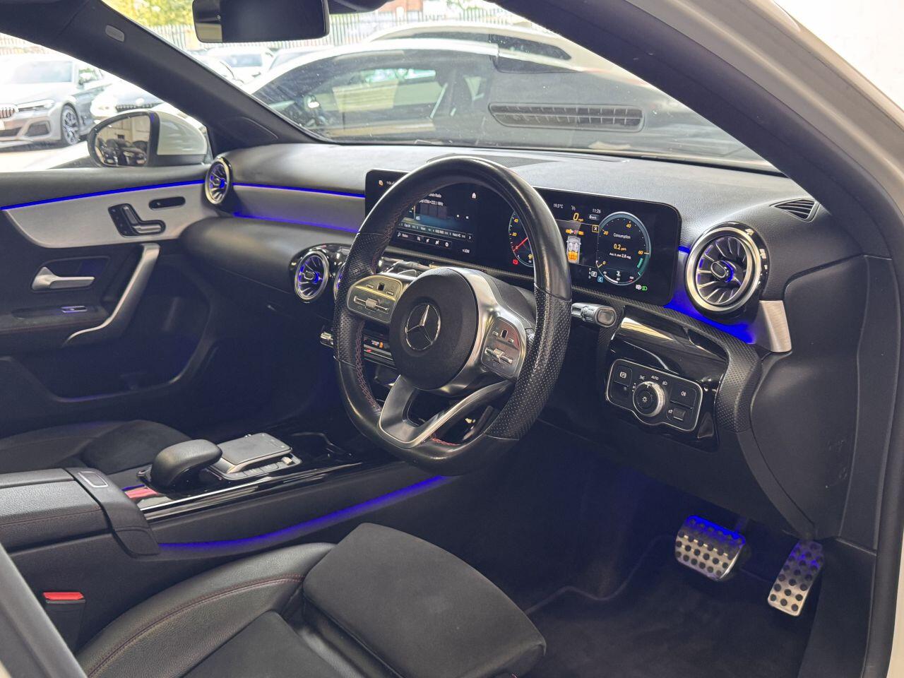Mercedes-Benz A-Class view 32