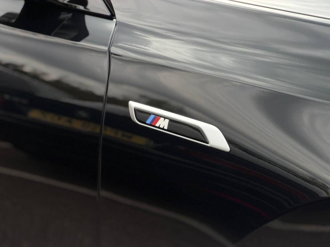 BMW 7 Series view 84
