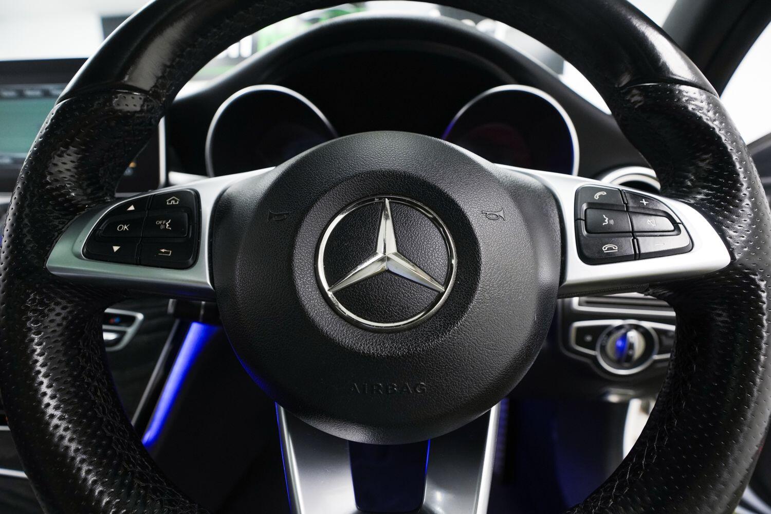 Mercedes-Benz C Class view 23