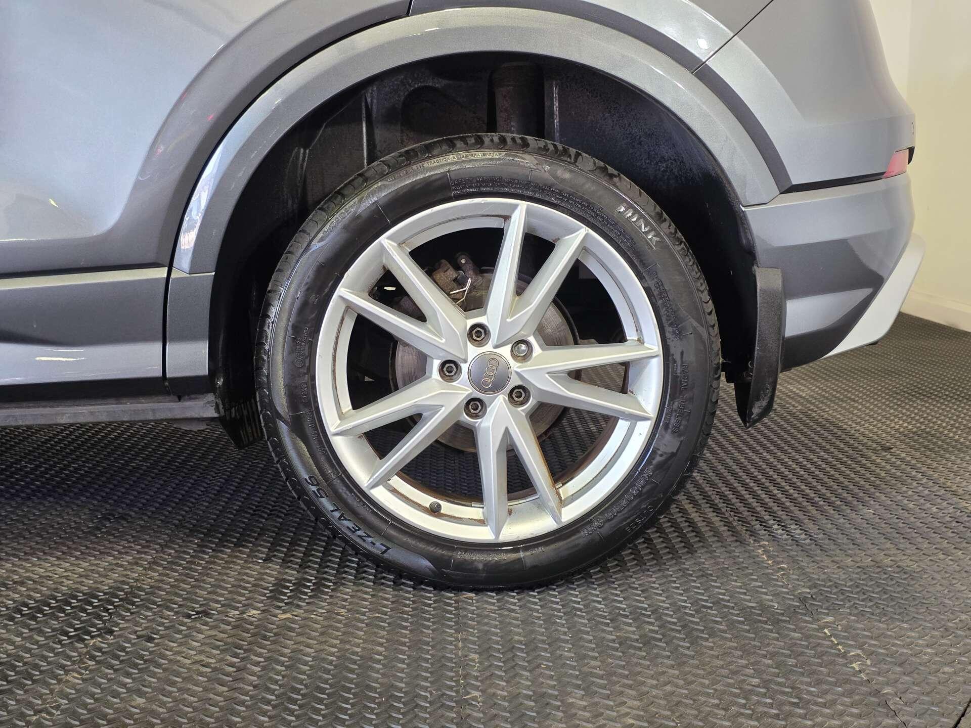 Audi Q2 view 55