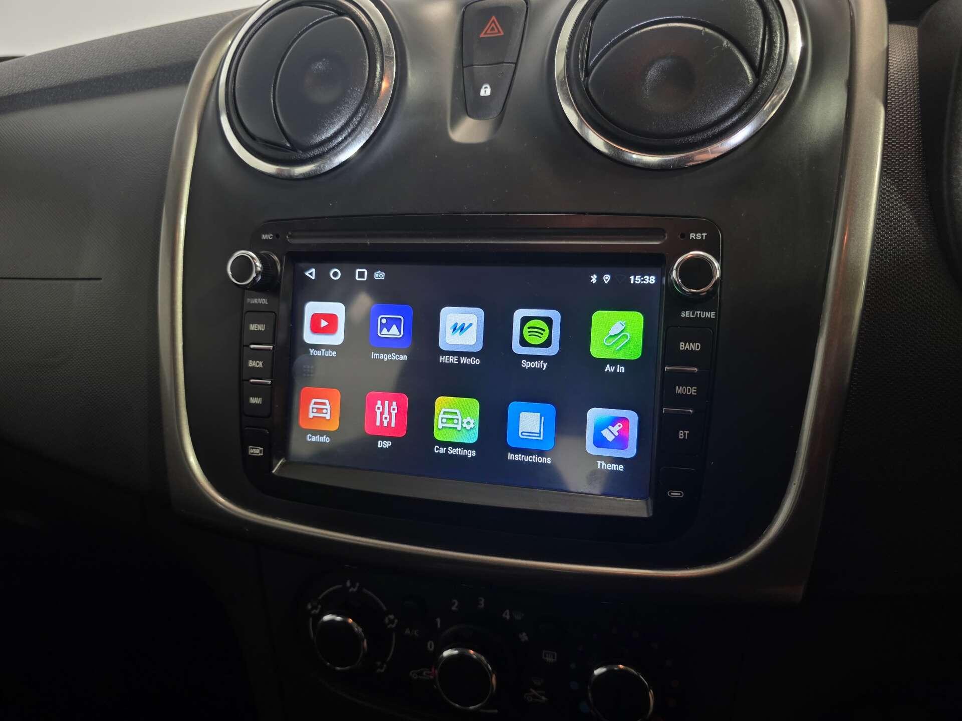 Dacia Sandero view 32