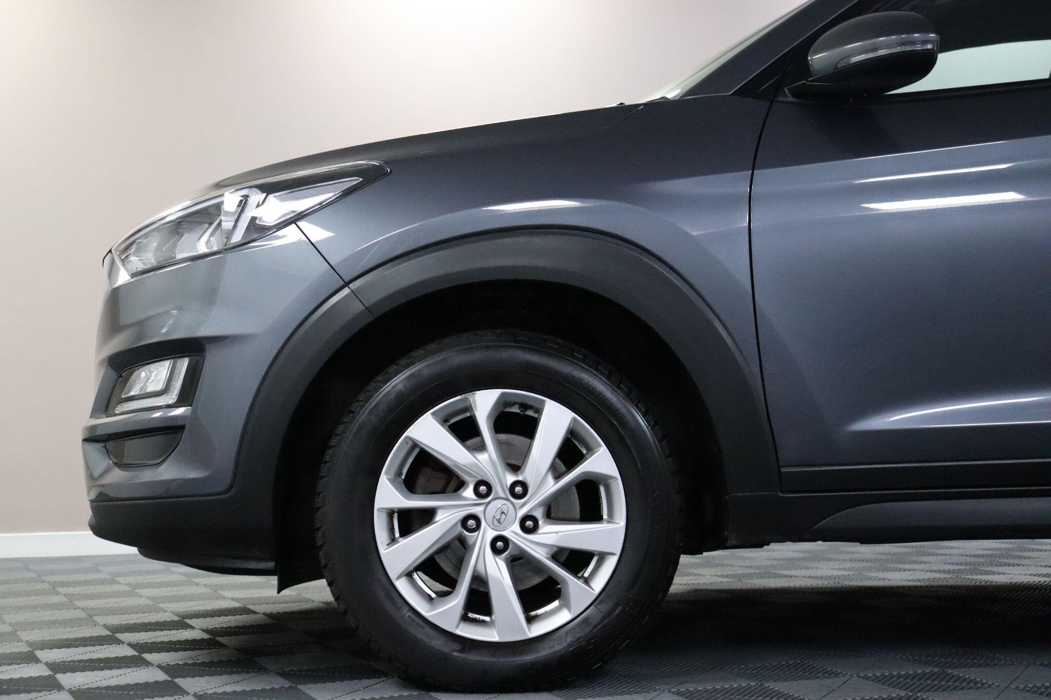 Hyundai Tucson view 26