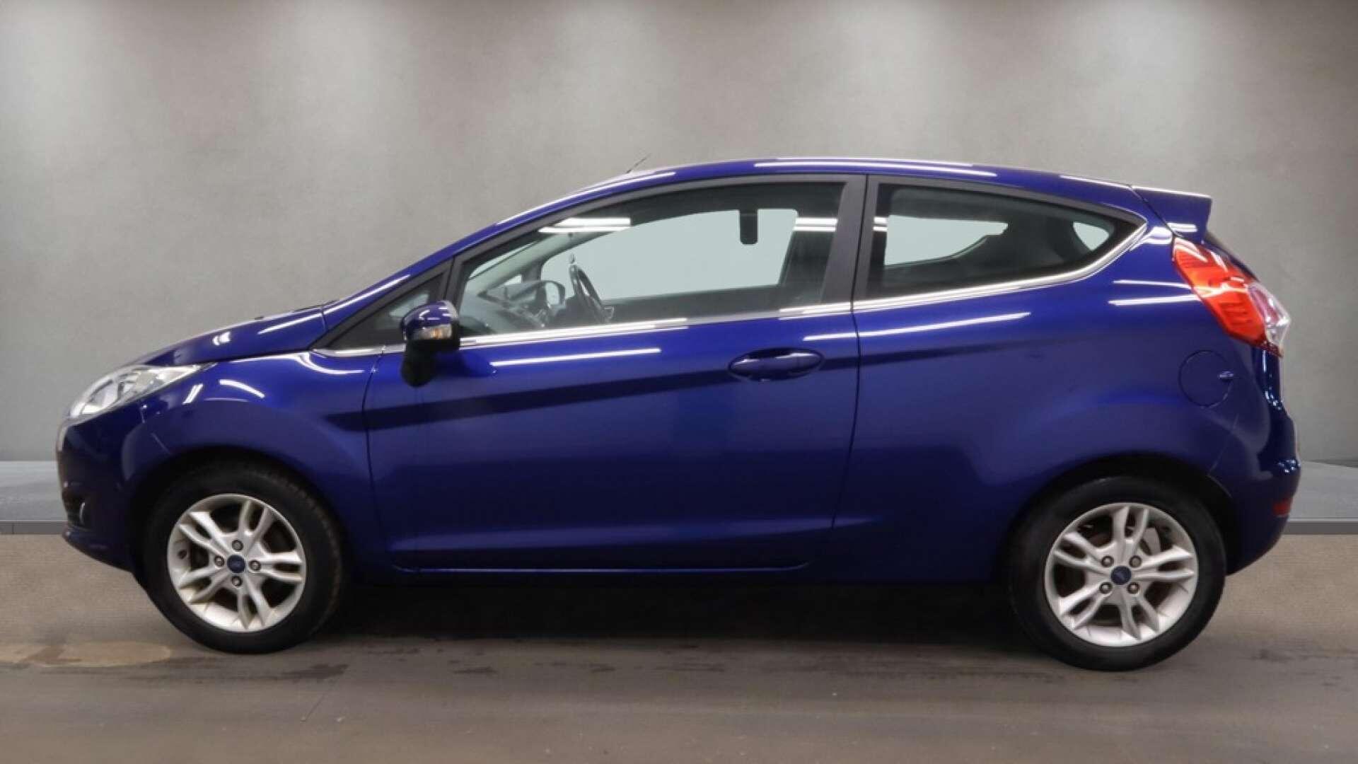 Ford Fiesta view 11