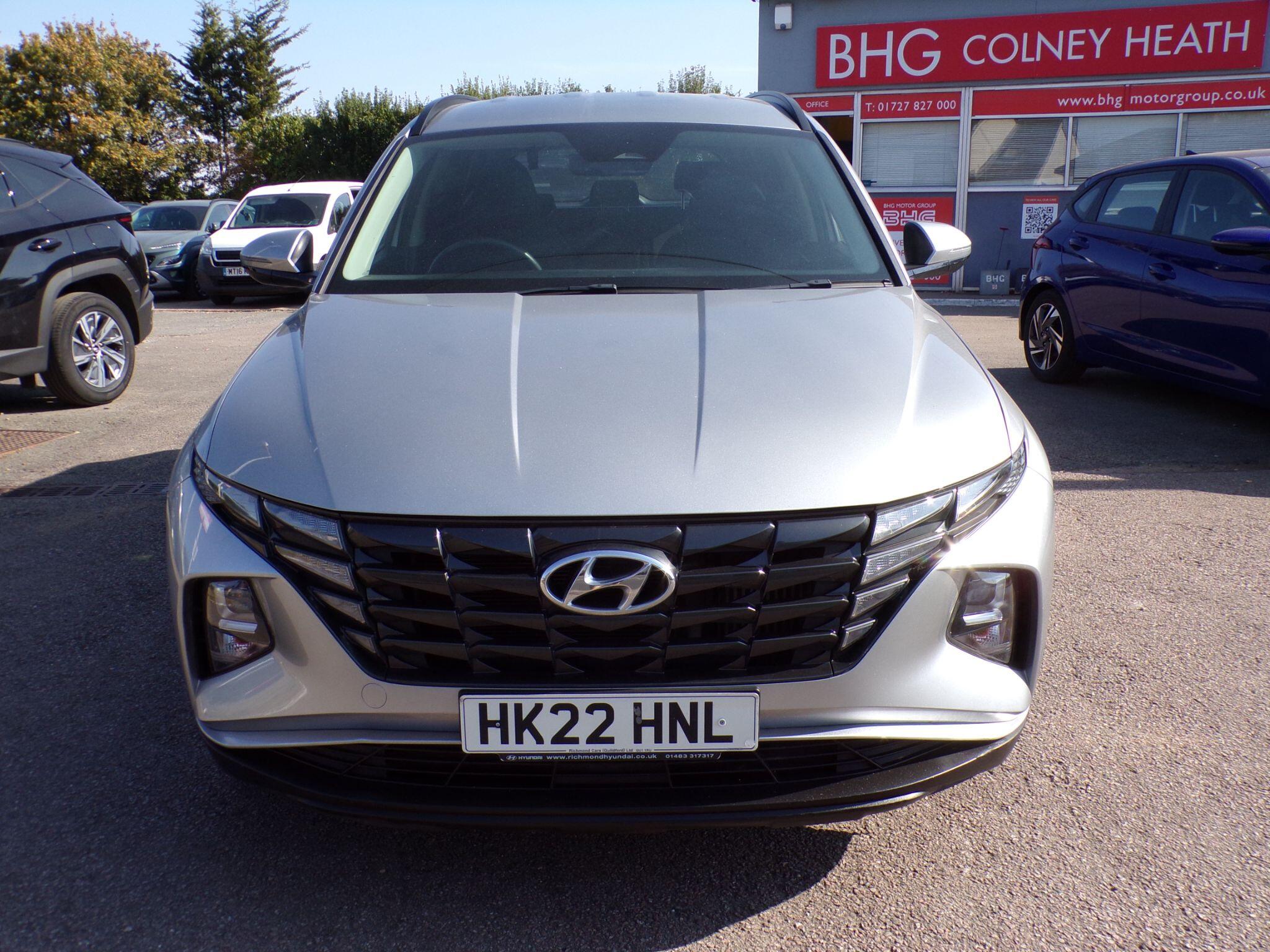 Hyundai Tucson view 3
