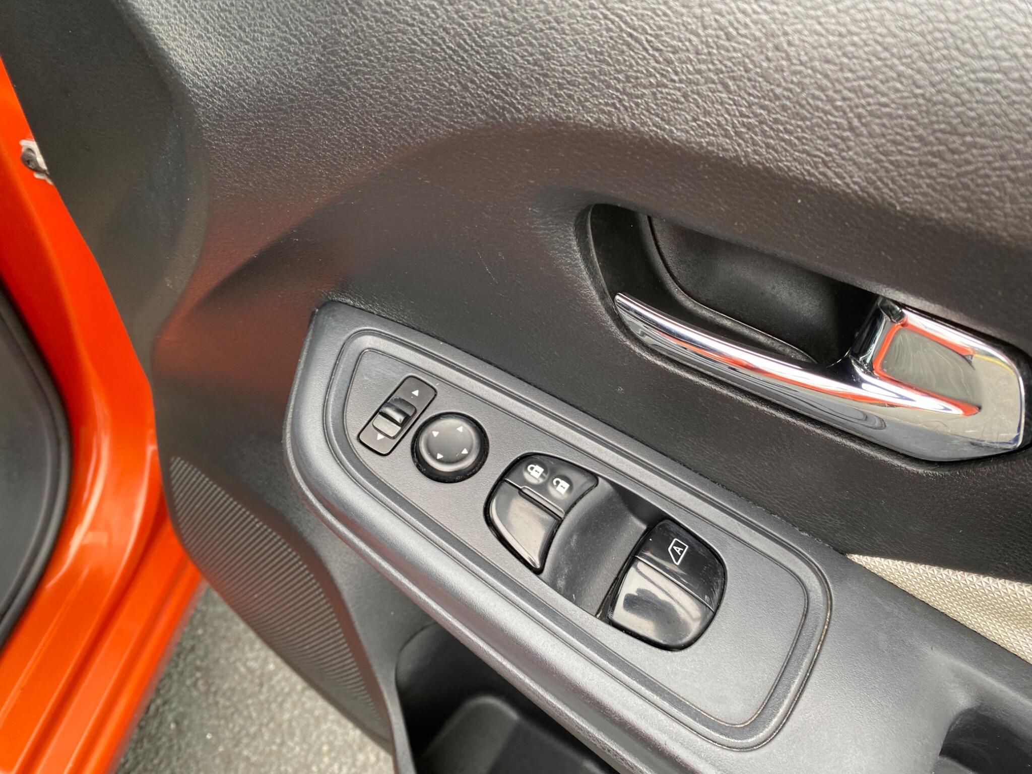 Nissan Micra 0.9 IG-T Acenta Euro 6 (s/s) 5dr
